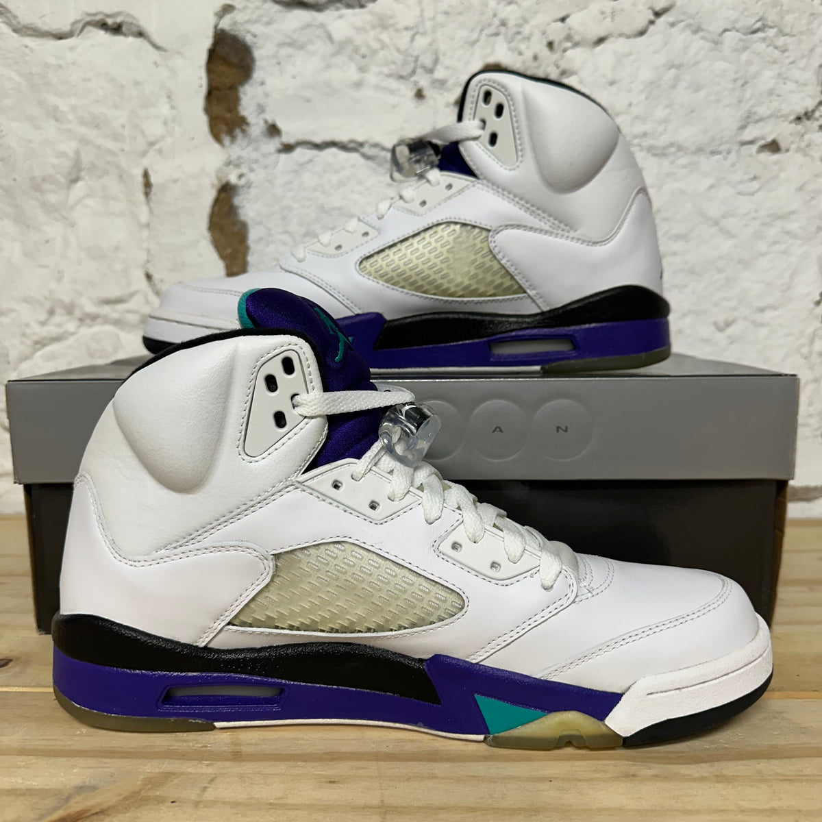 Air Jordan 5 Grape (2006) Sz 10 DS