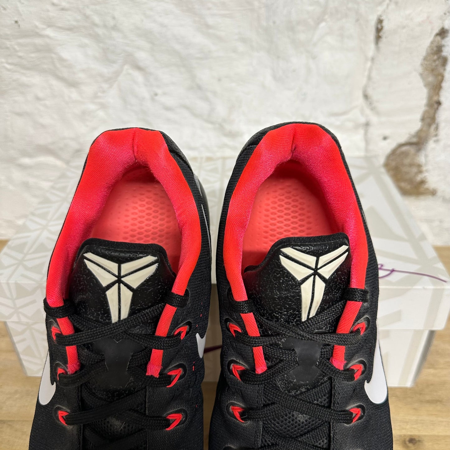 Nike Kobe 9 Low Laser Crimson Sz 12