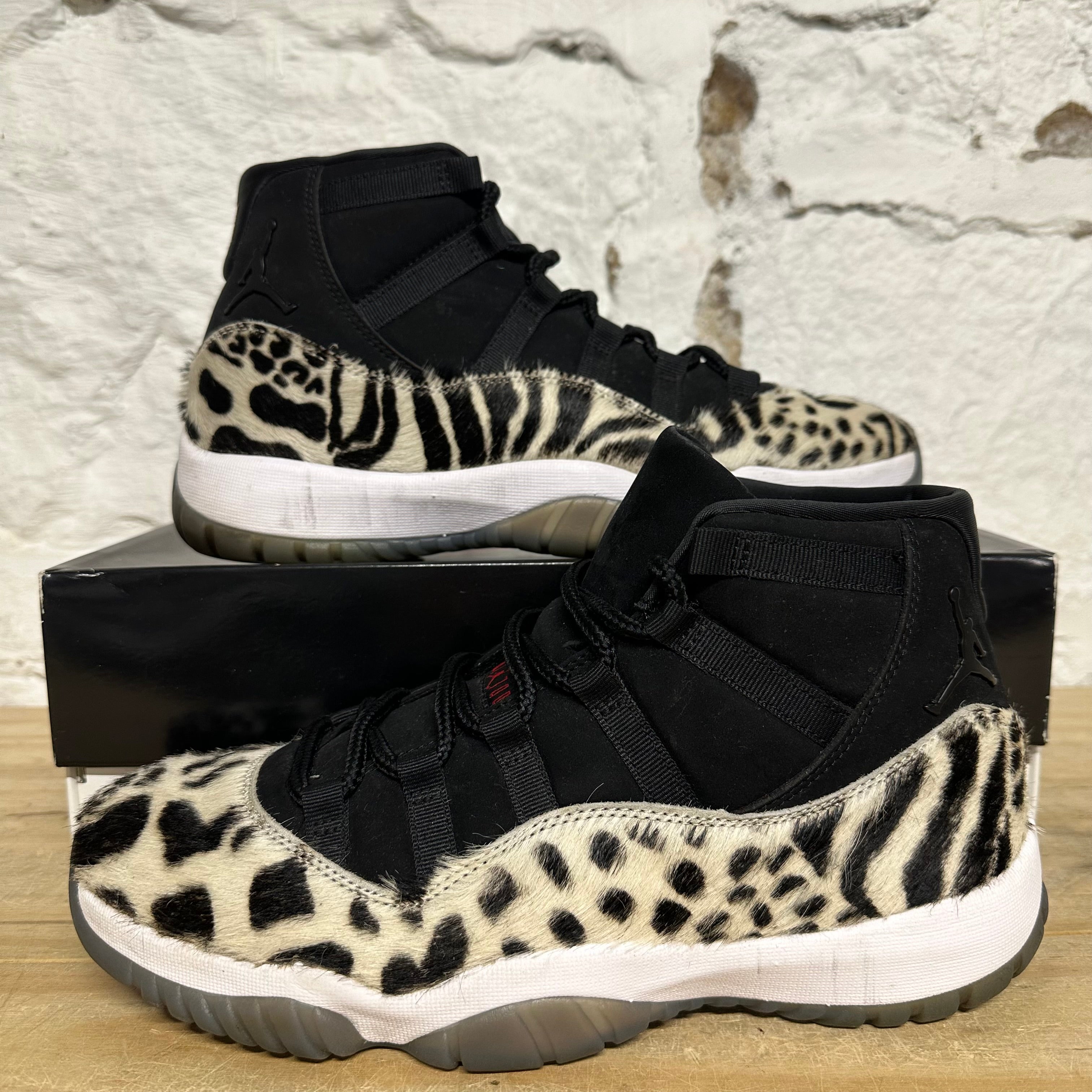 Air Jordan 11 High Animal Instinct Sz 10.5 (12W)
