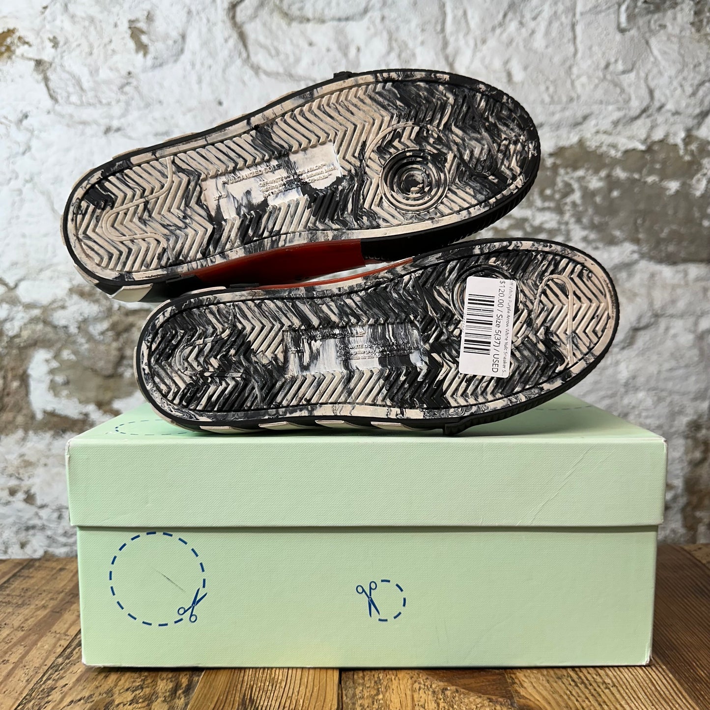 Off-White Purple Arrow White Vulc Sneaker Sz 5 (37)