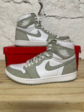 Air Jordan 1 High Seafoam Sz 7.5 (9W)