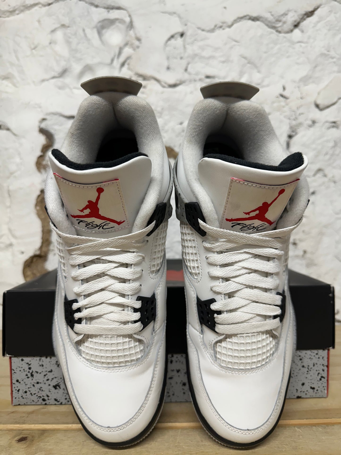 Air Jordan 4 White Cement Sz 10.5