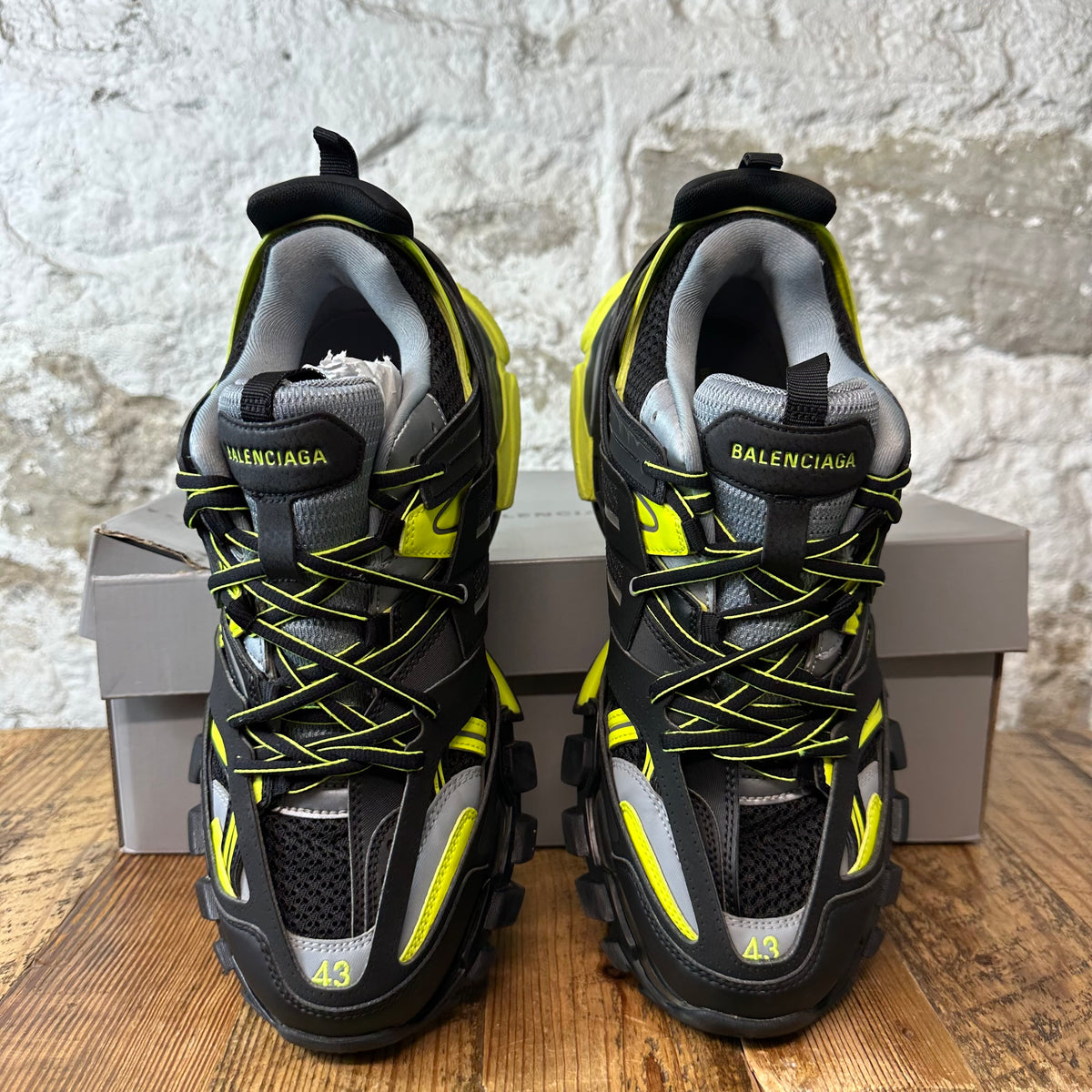 Balenciaga Track Runner Black Neon Yellow Sneaker Sz 10 (43)