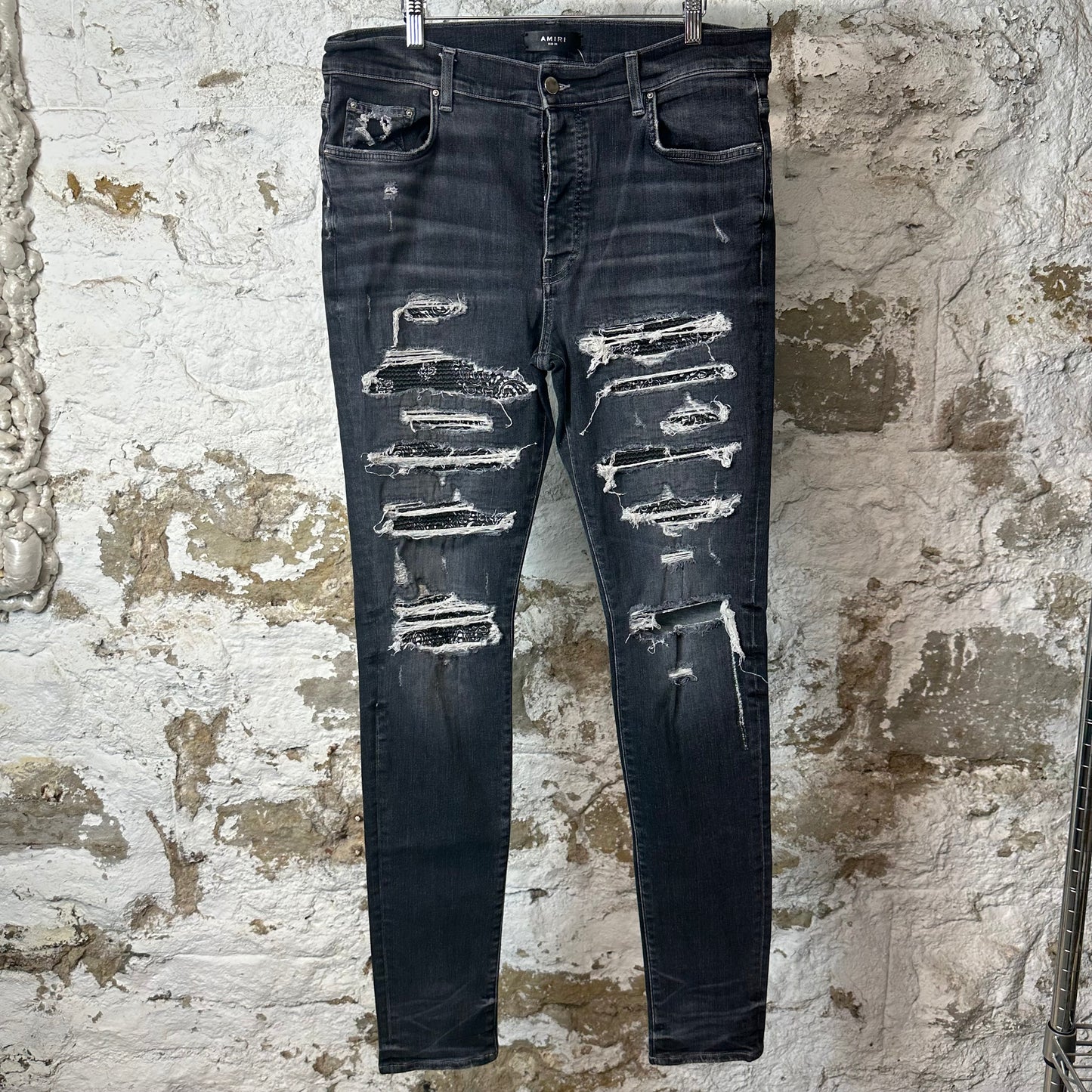Amiri MX1 Black Paisley Grey Denim Jeans Sz 36