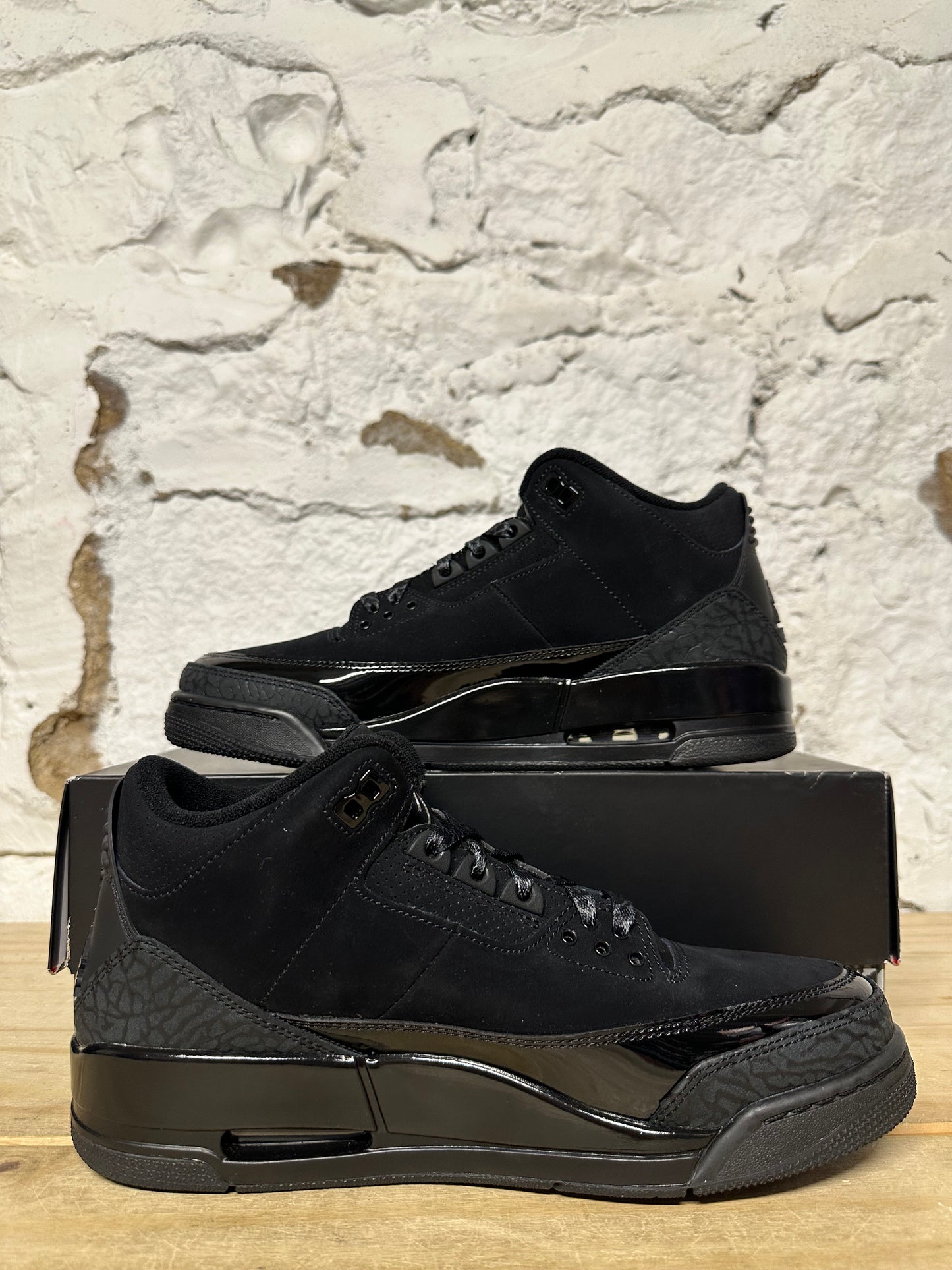 Air Jordan 3 Black Cat Sz 9 DS