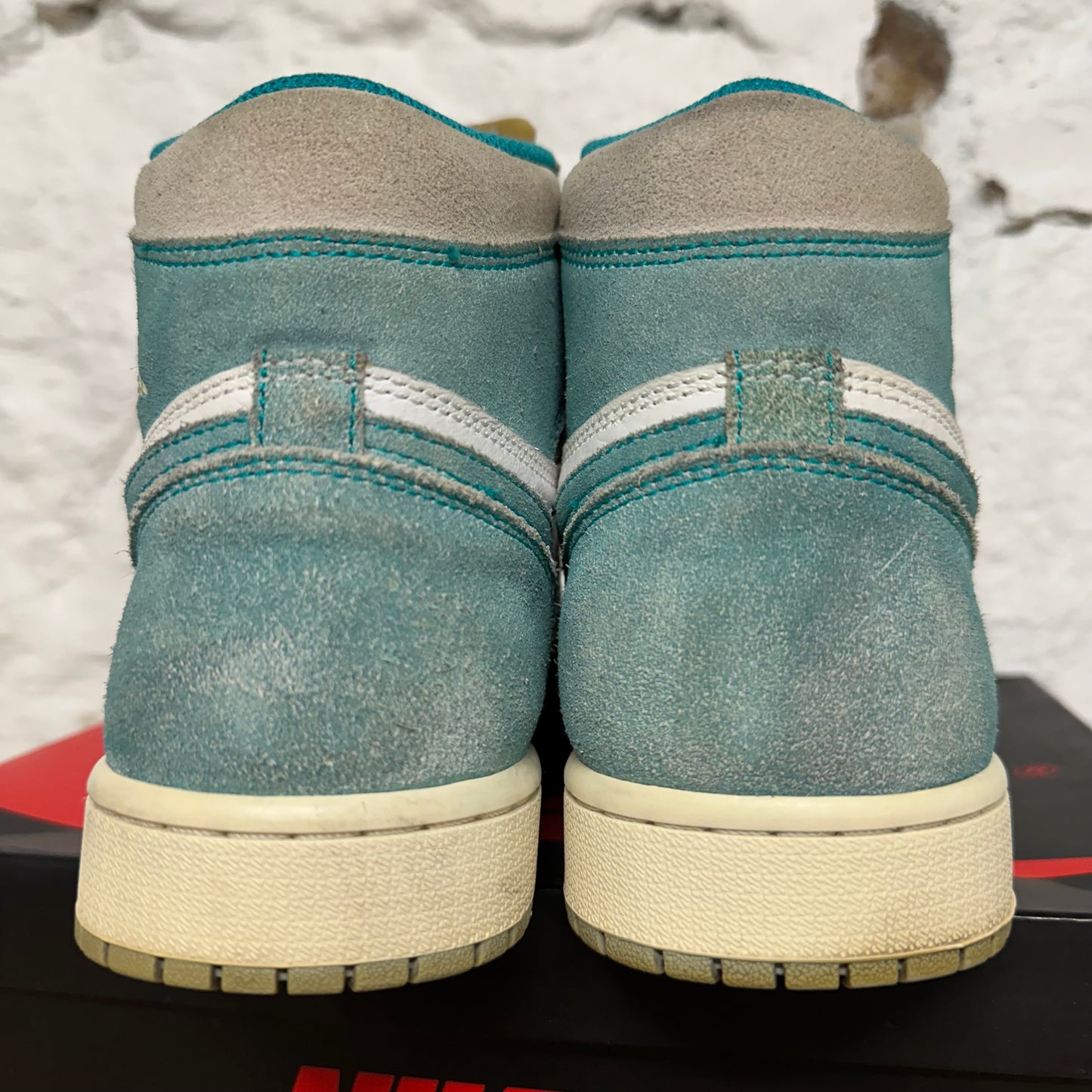 Air Jordan 1 High Turbo Green Sz 9