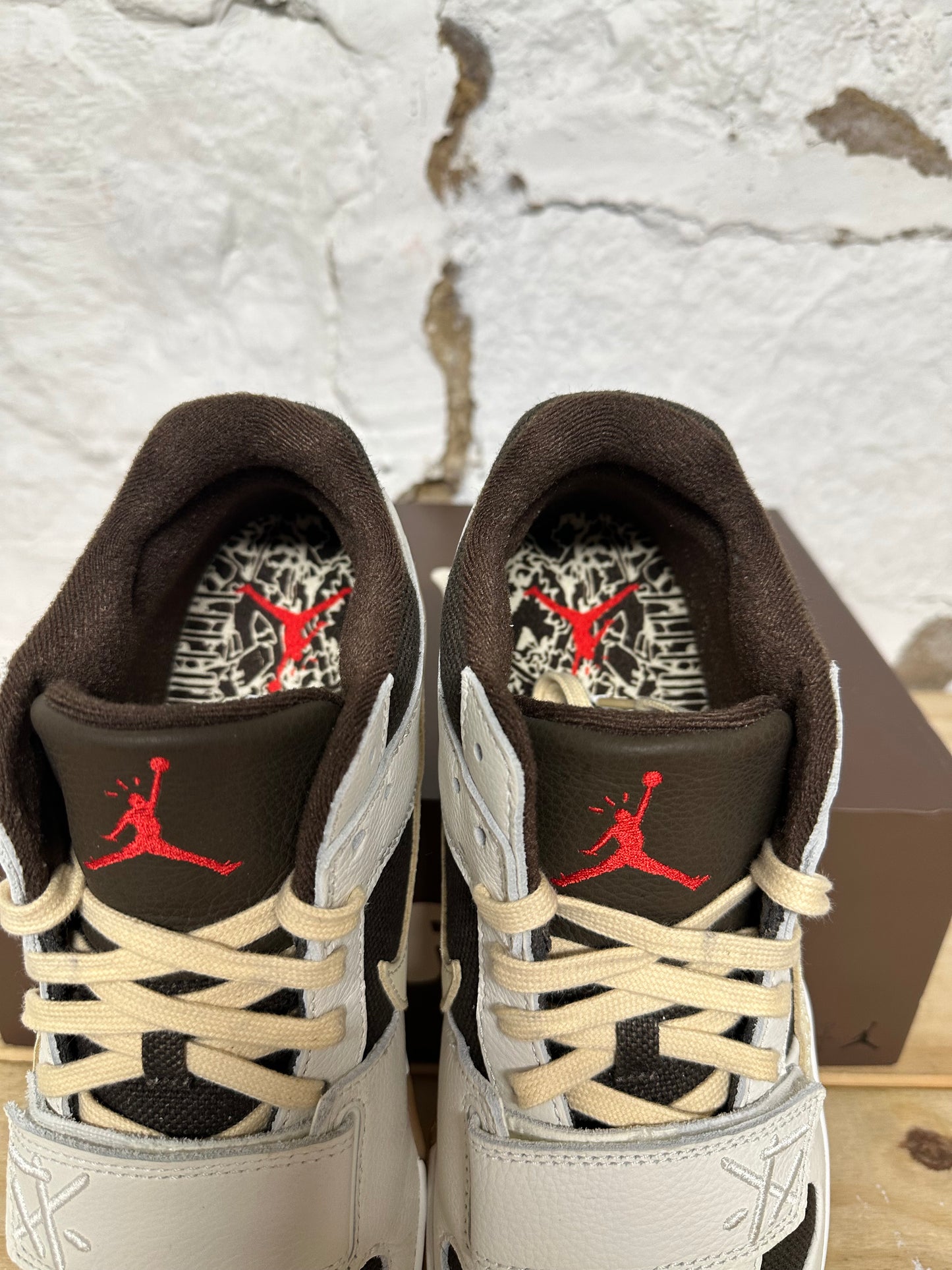 Air Jordan Jumpman Jack Travis Scott Sail Sz 12