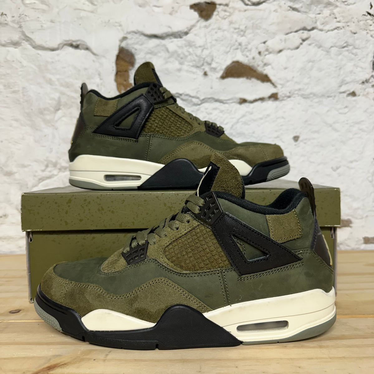 Air Jordan 4 Craft Medium Olive Sz 9.5