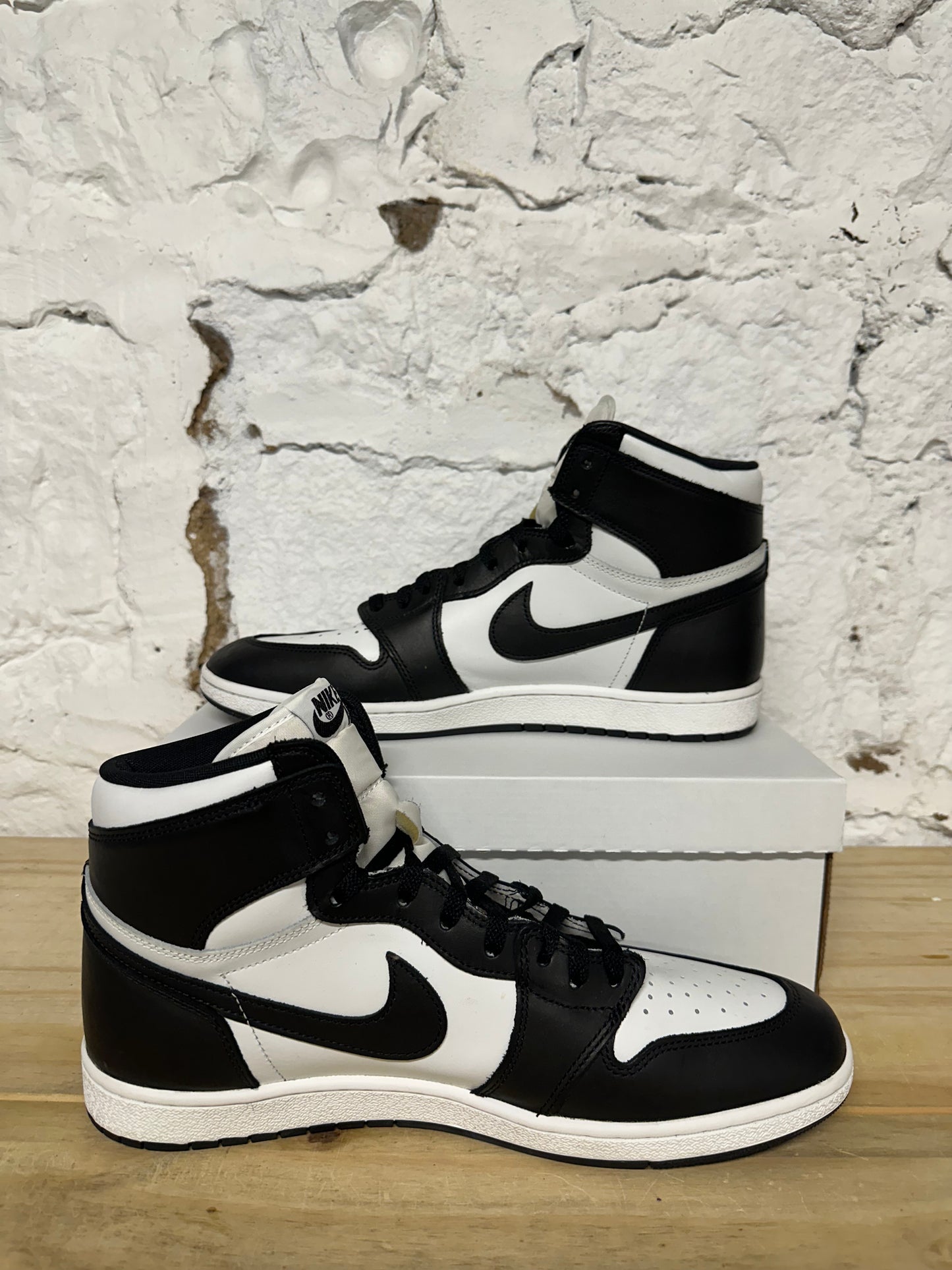 Air Jordan 1 Black White Sz 14