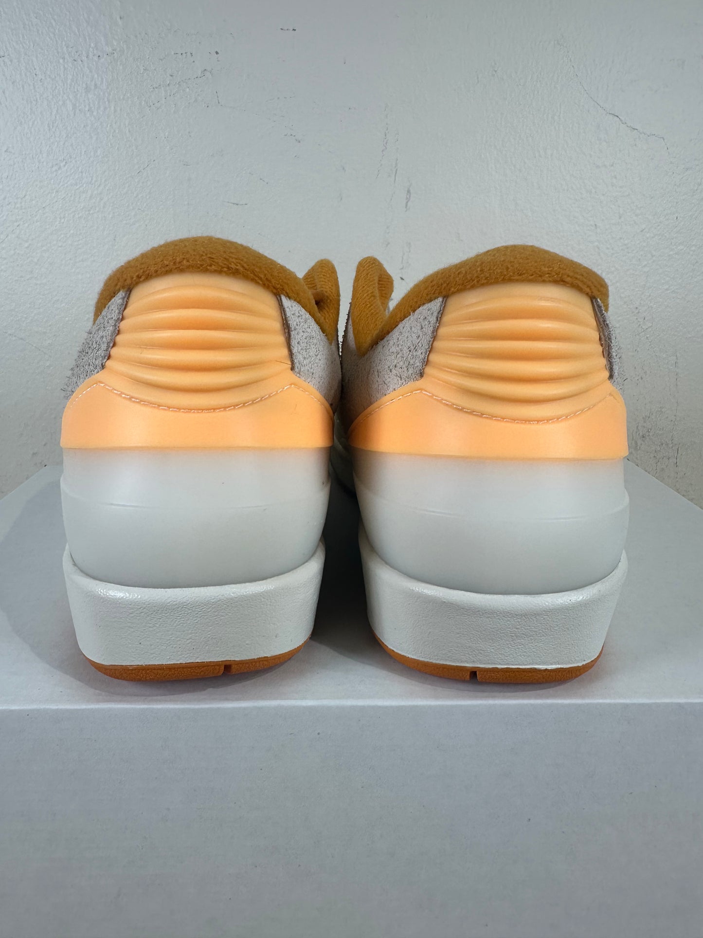 Air Jordan 2 Low Craft Melon Tint DS