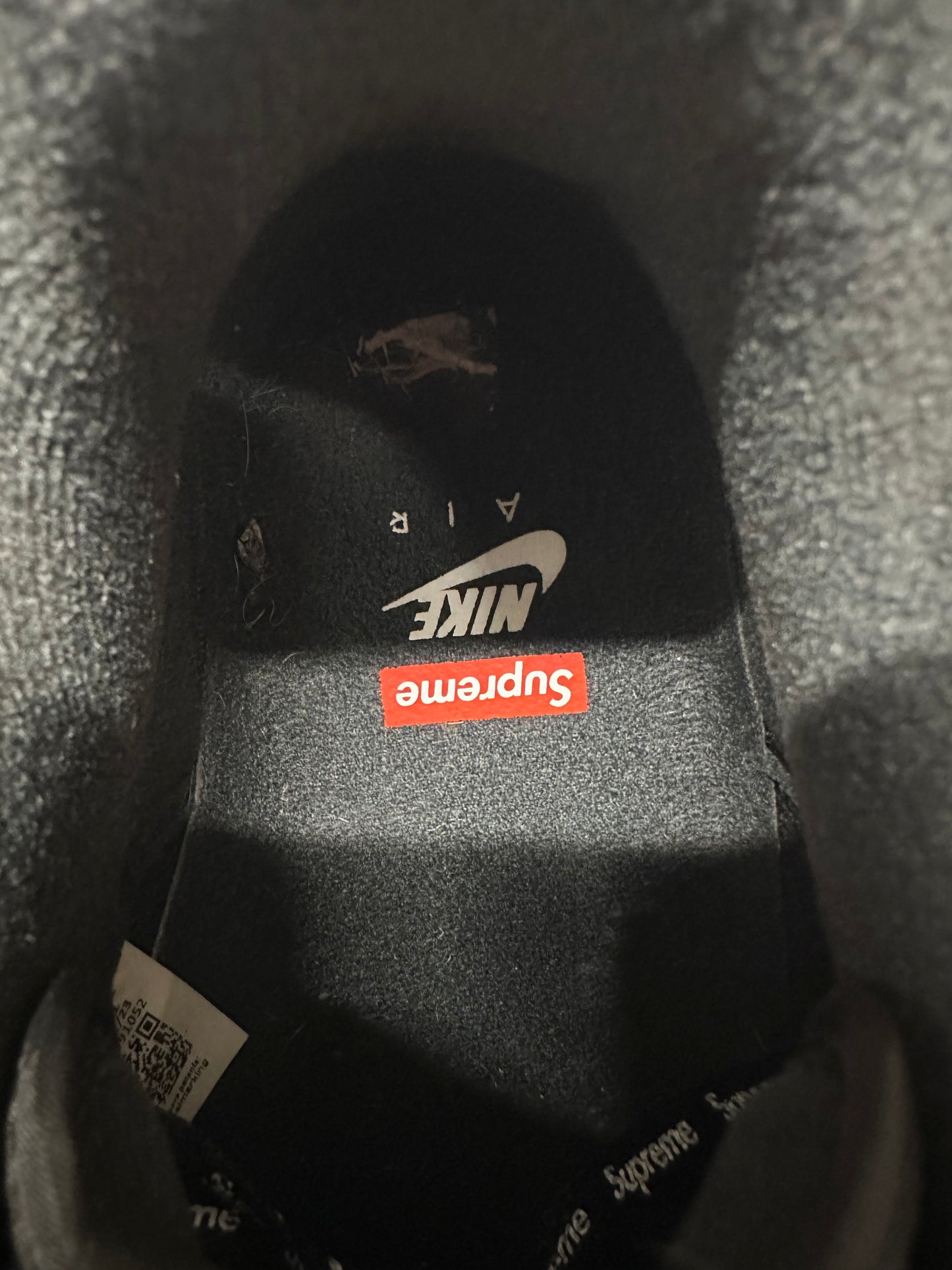 Nike Air Force 1 Low Supreme Black Sz 9