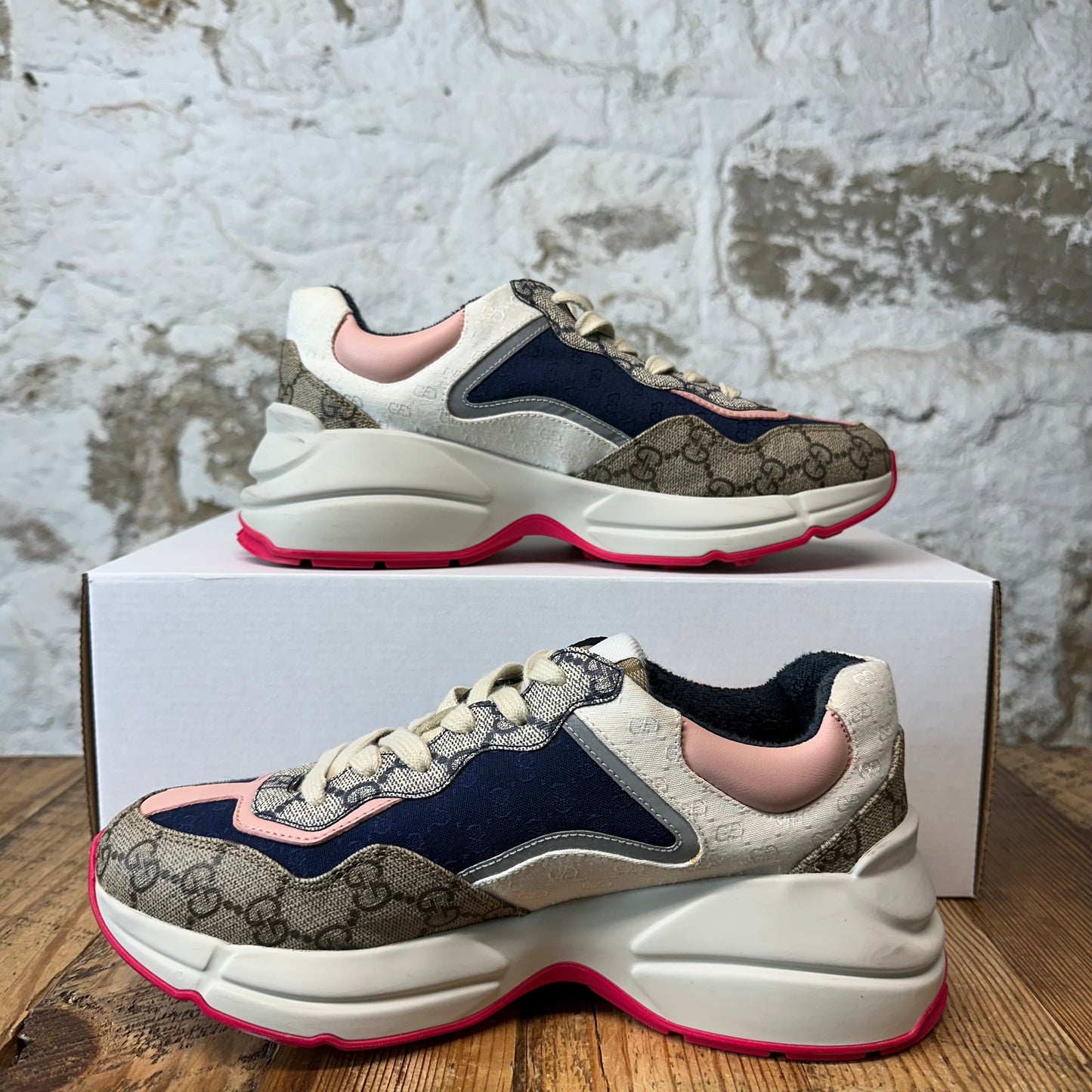 Gucci Rhyton Multicolor White Sneaker Sz 6 (38)