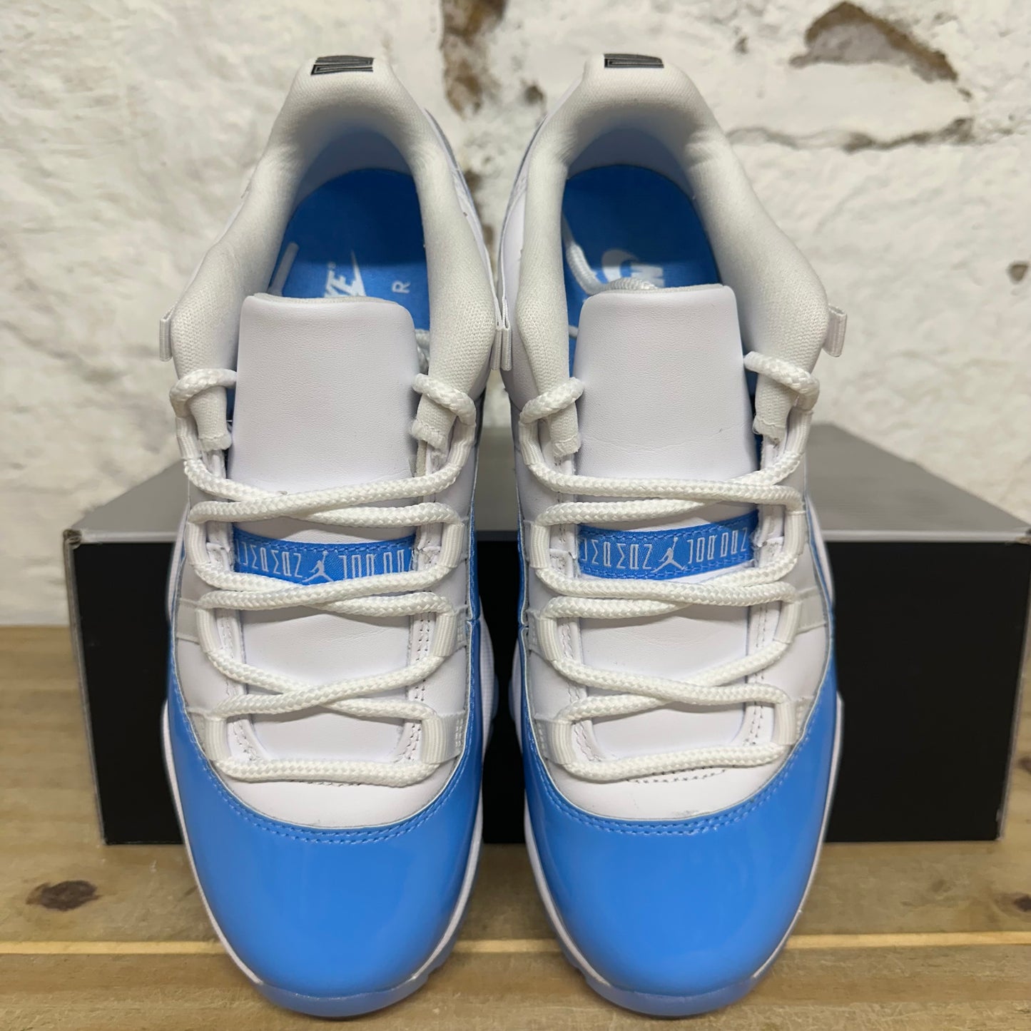 Air Jordan 11 Low University Blue (2026) Sz 7.5