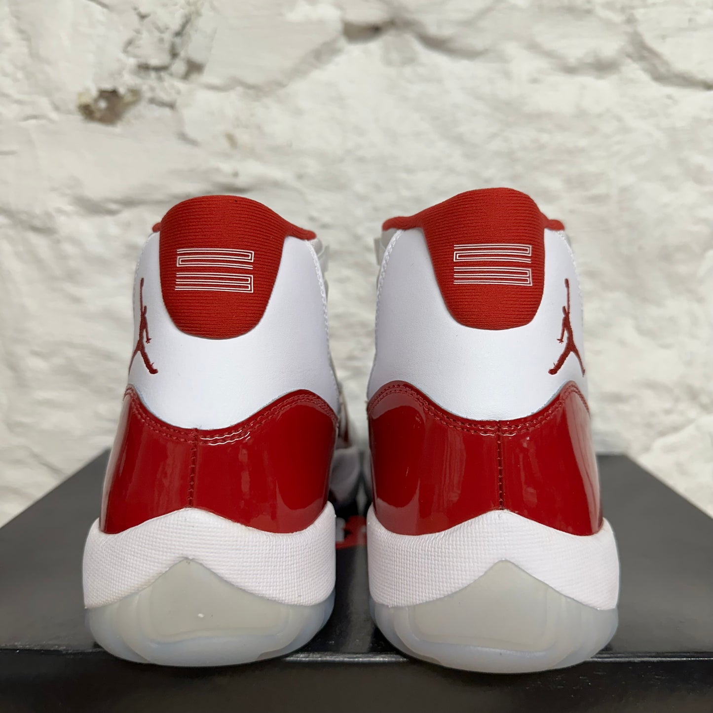 Air Jordan 11 High Cherry Sz 10.5 DS
