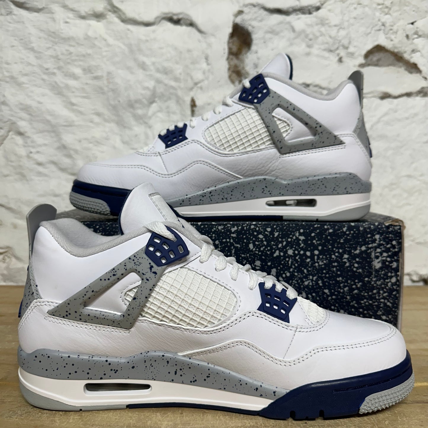 Air Jordan 4 Midnight Navy Sz 9 DS