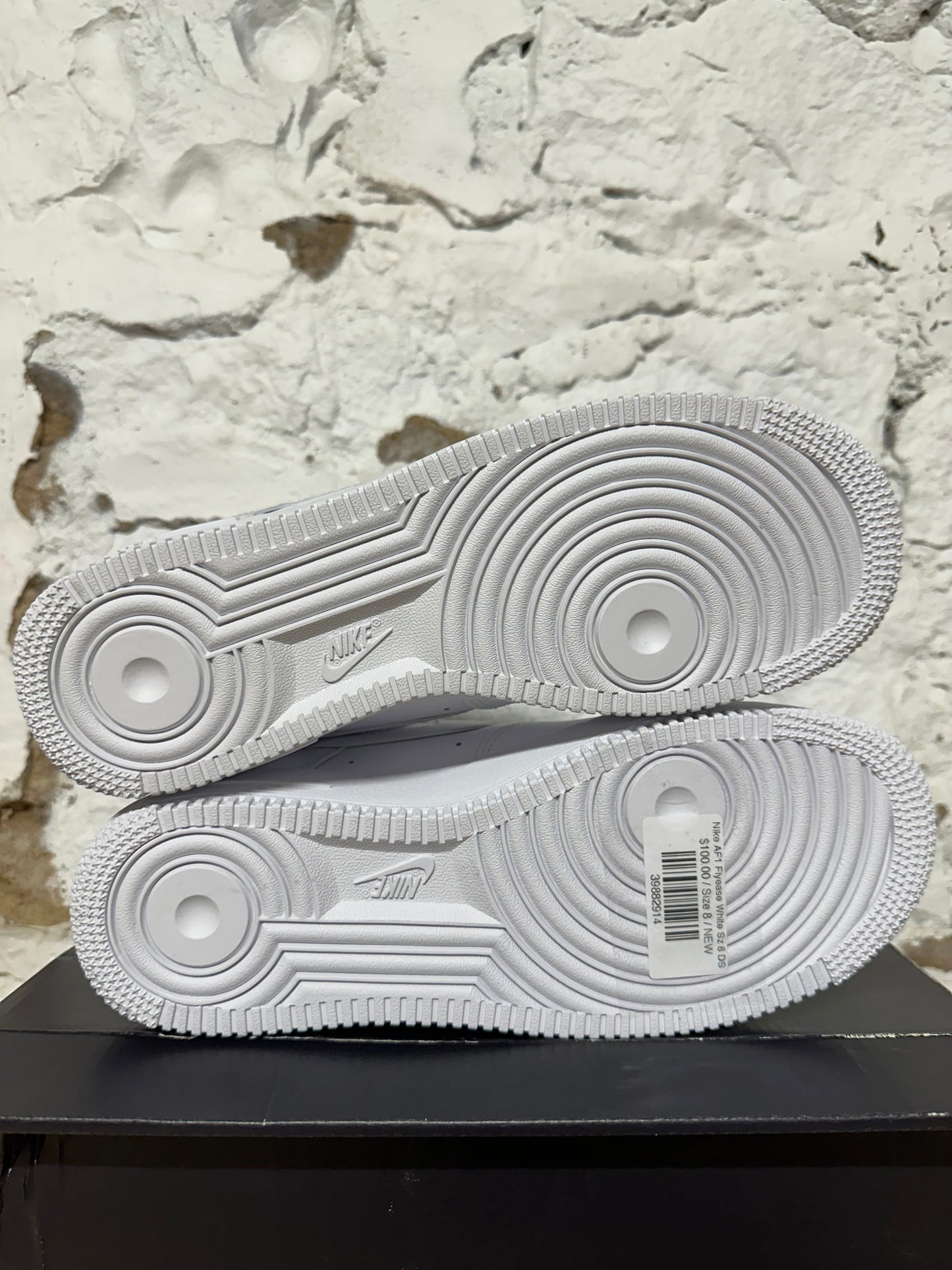 Nike Air Force 1 Low Flyease White Sz 8 DS