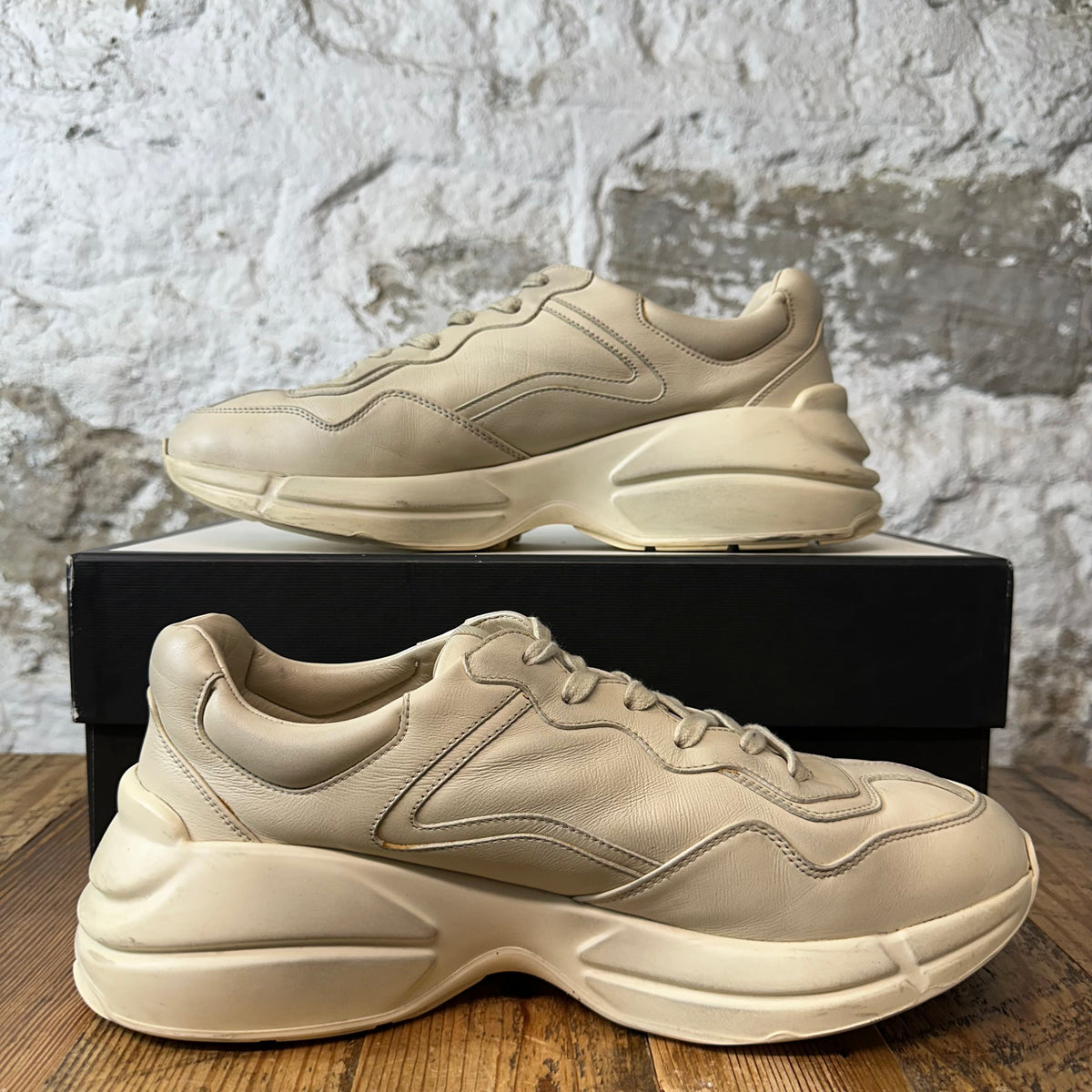 Gucci Rhyton Red Lips Cream Sneaker Sz 9.5