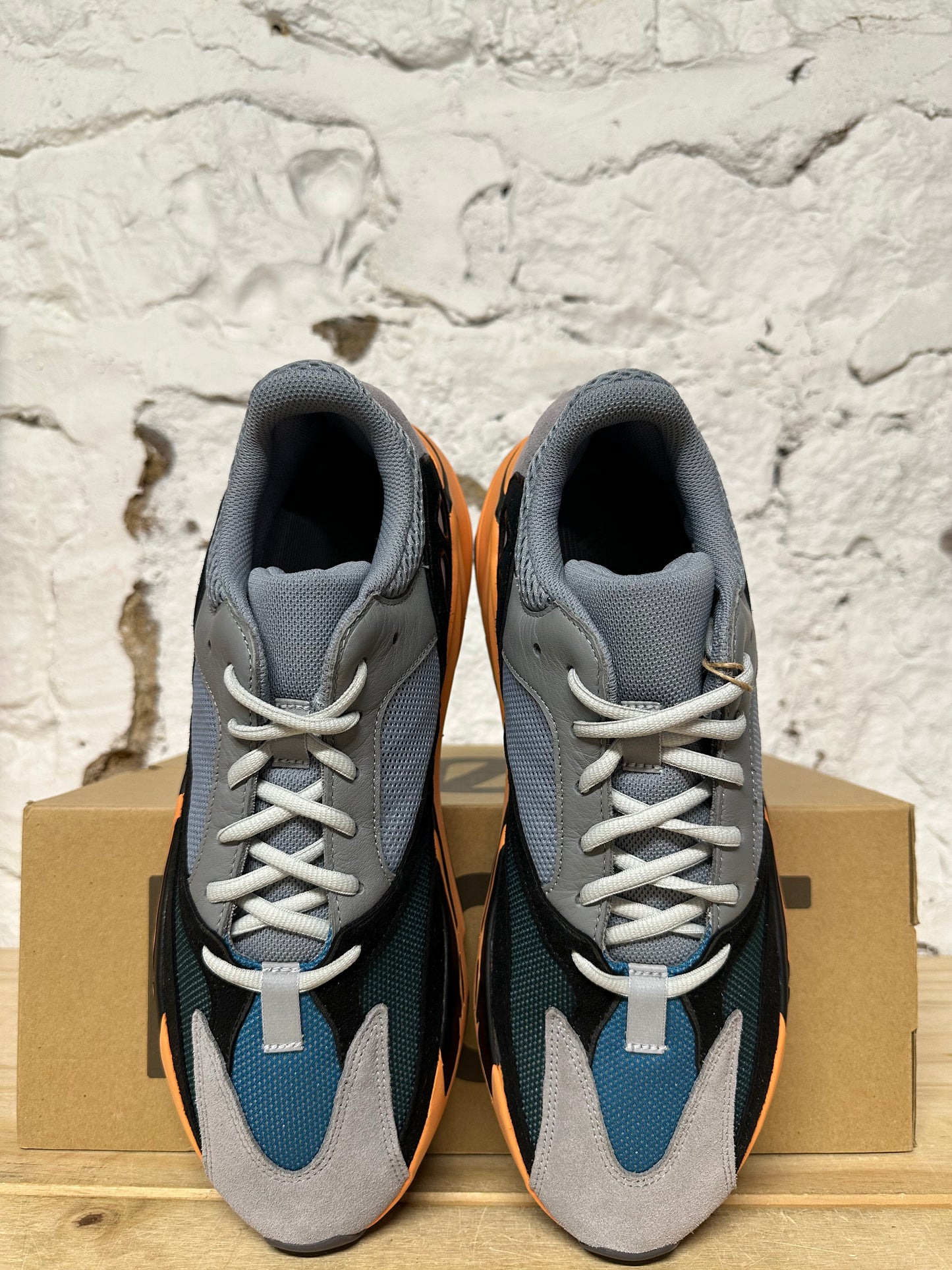 Yeezy 700 Wash Orange Sz 12.5 DS