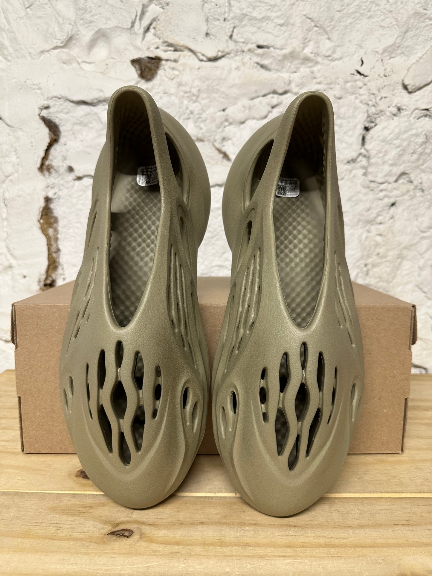 Yeezy Foam Runner Stone Salt Sz 13 DS