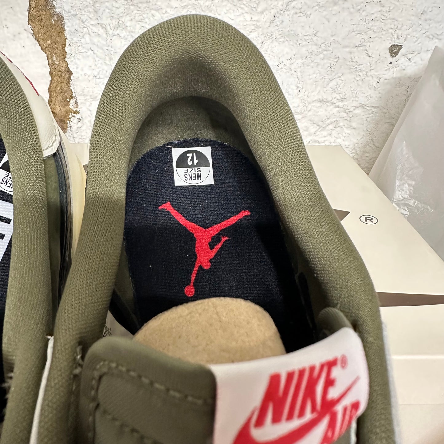 Air Jordan 1 Low Travis Scott Medium Olive Sz 12 DS