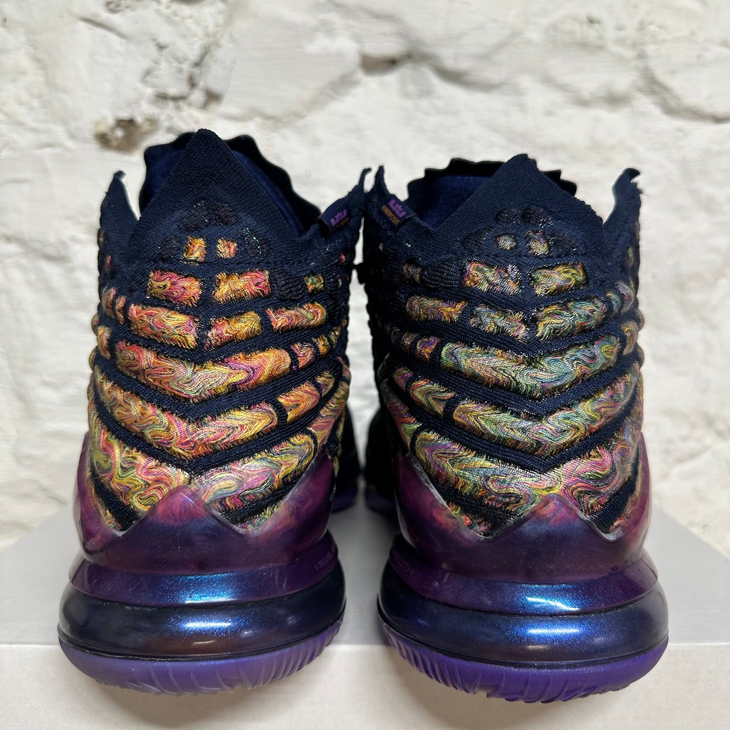 Nike LeBron 17 Monstars Sz 12