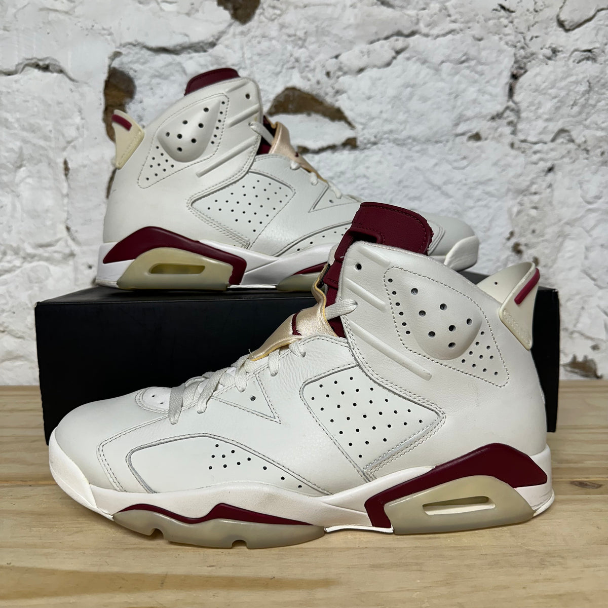 Air Jordan 6 Maroon (2015) Sz 12
