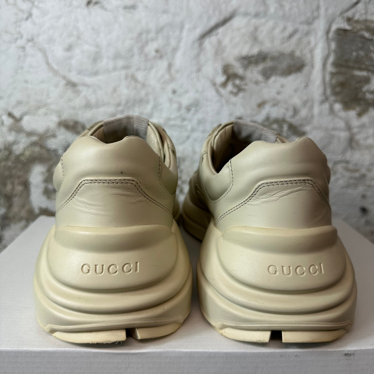 Gucci Rhyton Red Logo Cream Sneaker Sz 7