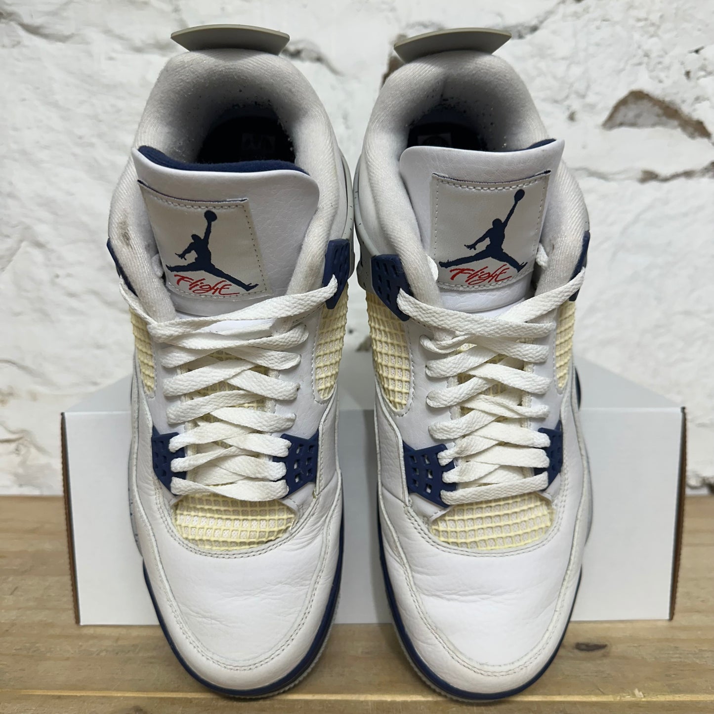Air Jordan 4 Midnight Navy Sz 10.5