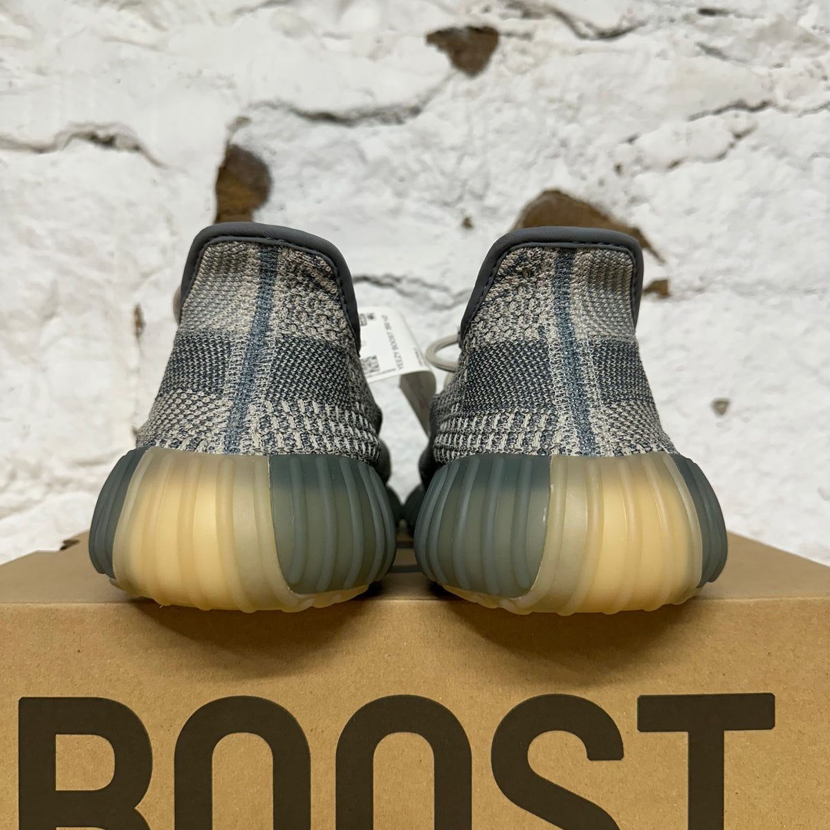 Yeezy 350 V2 Israfil Sz 10 DS