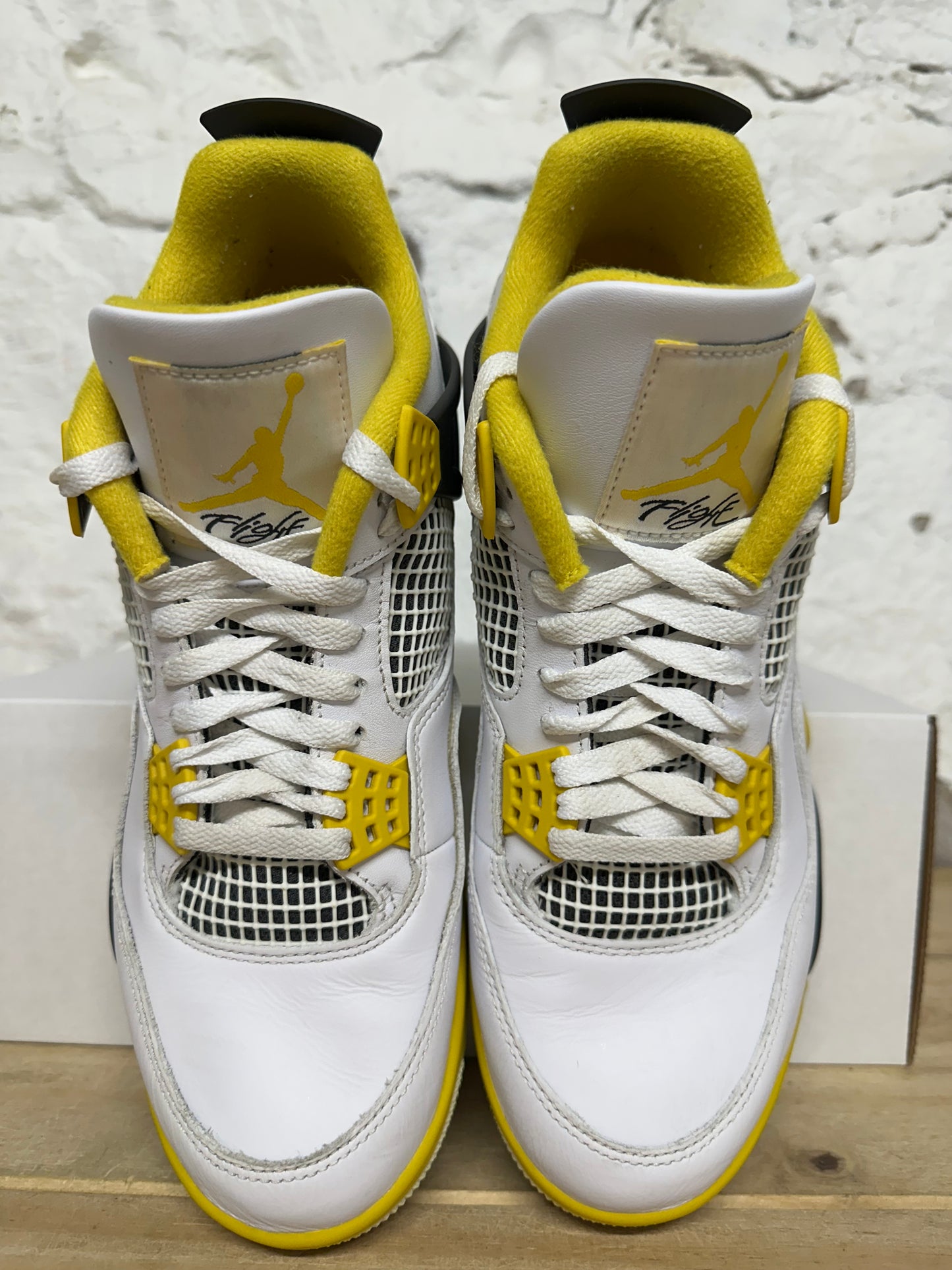 Air Jordan 4 Vivid Sulfur Sz 9.5 (11W)