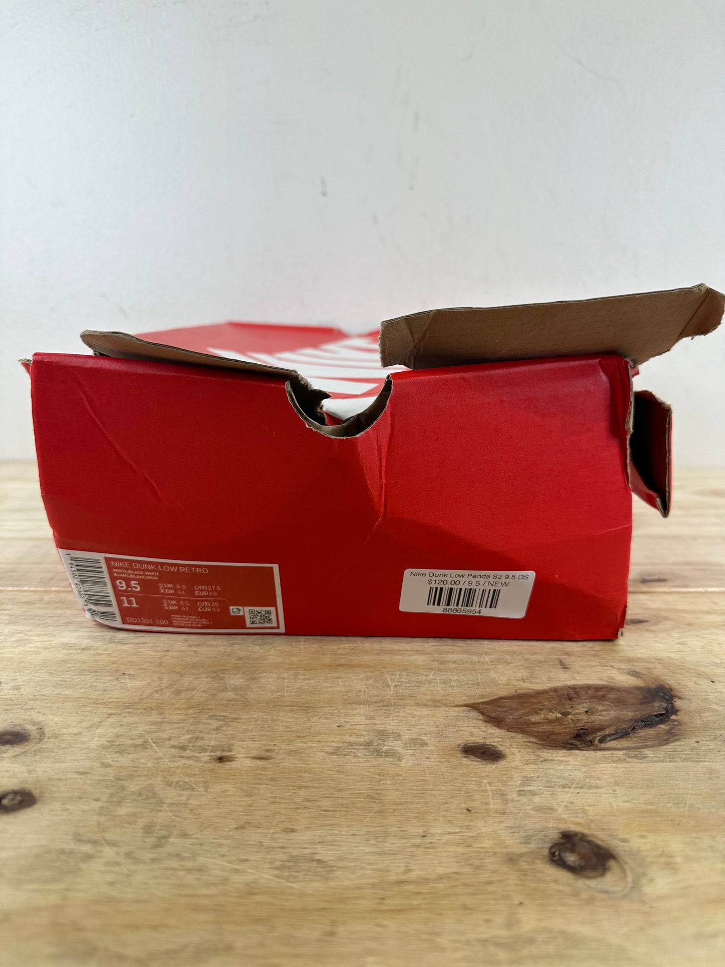 Nike Dunk Low Panda Sz 9.5 DS