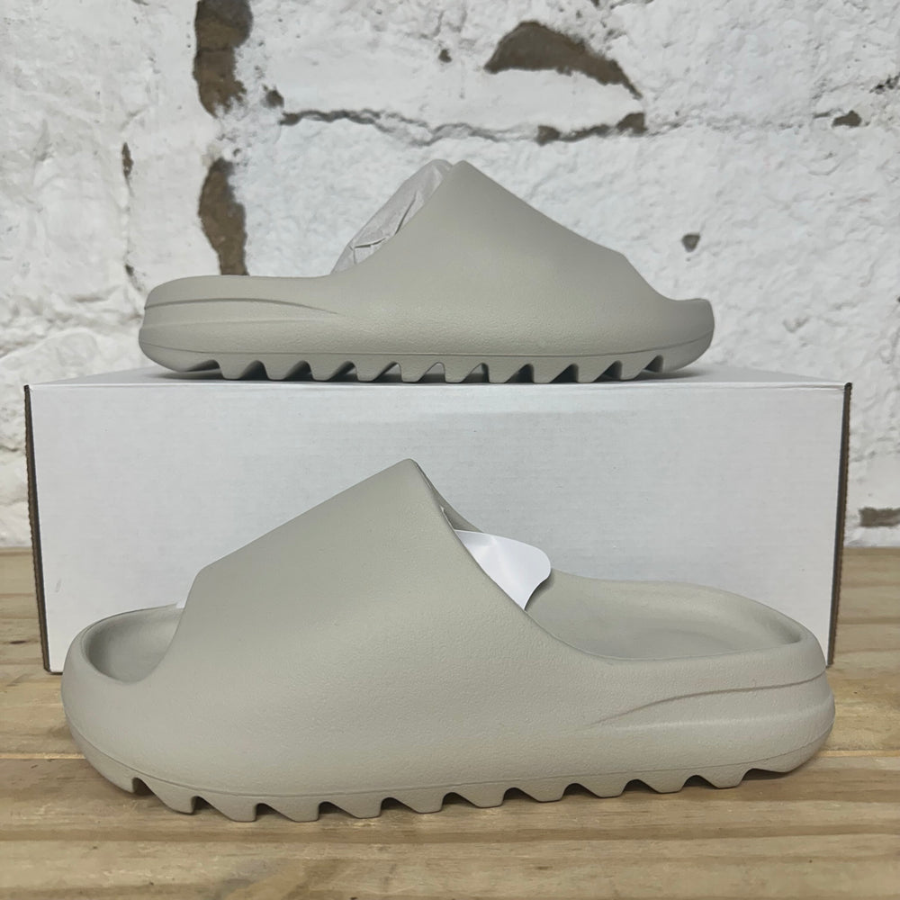 Yeezy Slide 01 Cream Sz 8 DS