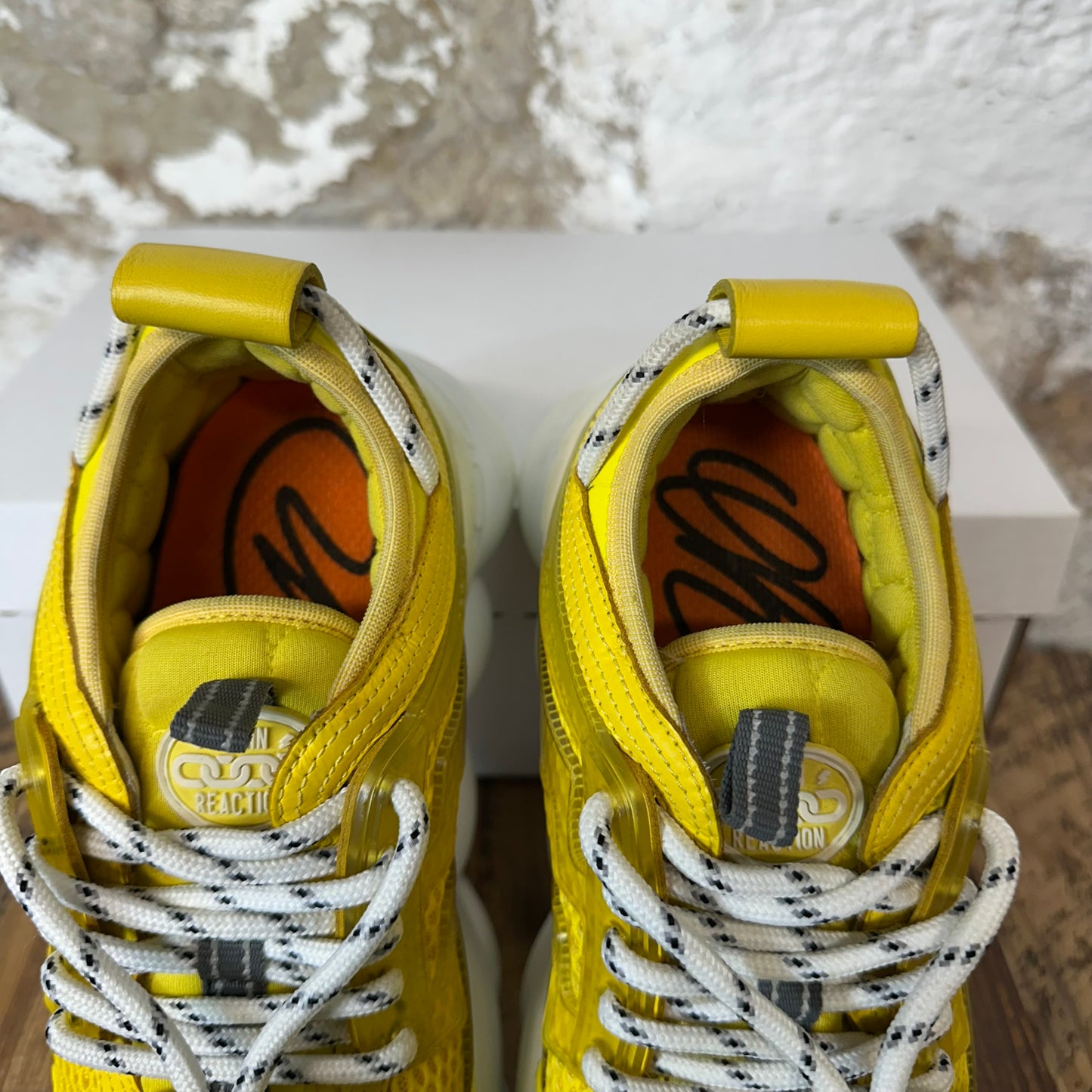 Versace Chain Reaction Yellow White Sneaker Sz 5 (37)