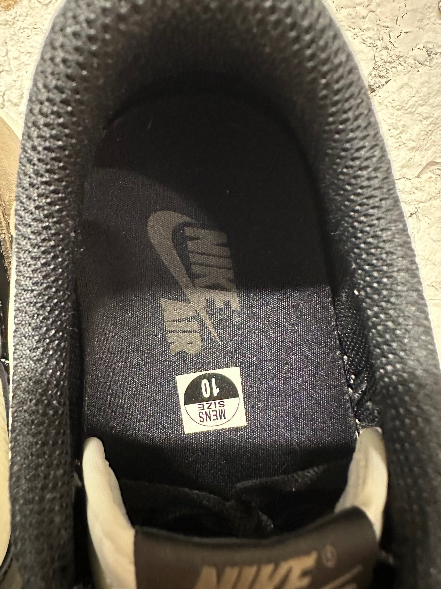 Air Jordan 1 Low Mocha Sz 10