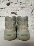 Yeezy Desert Boot Salt Sz 4