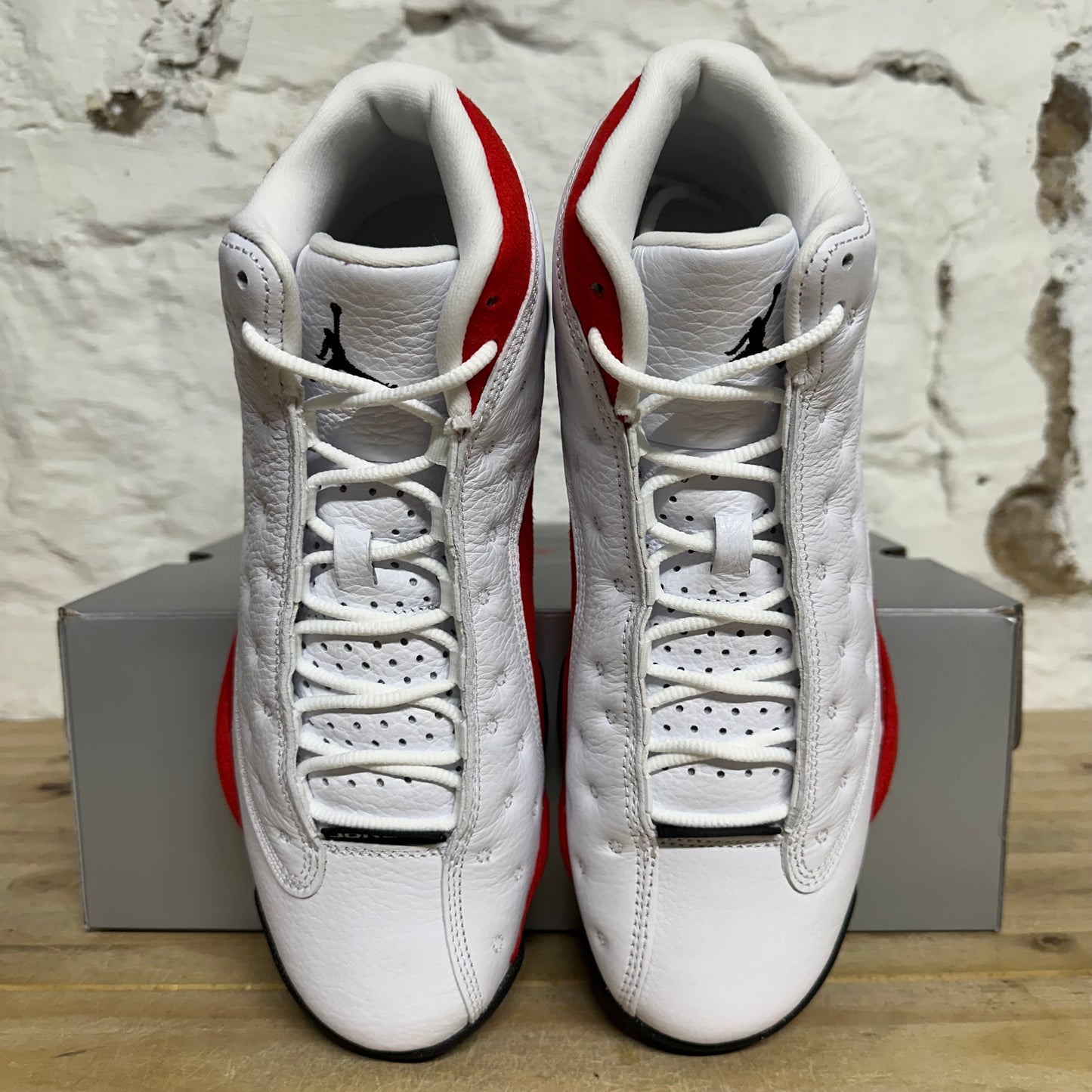 Air Jordan 13 Chicago (2026) Sz 8.5 DS