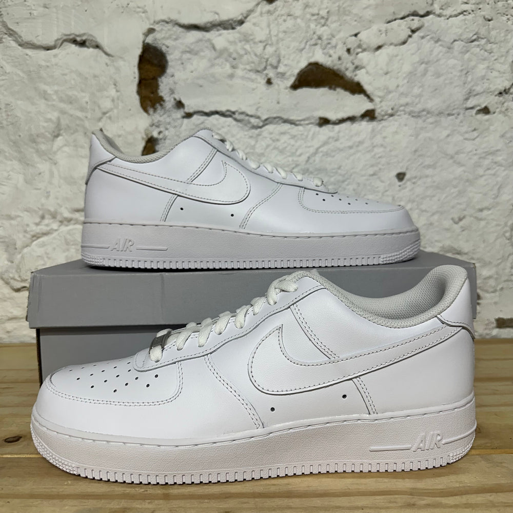 Nike Air Force 1 Low 07 White Sz 12 DS