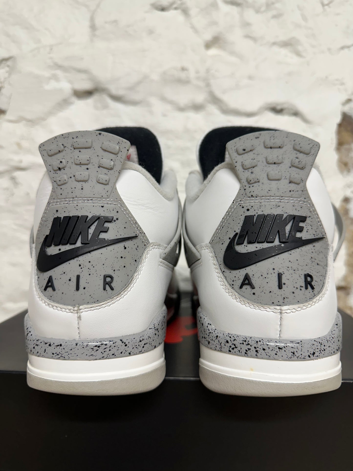 Air Jordan 4 White Cement Sz 11