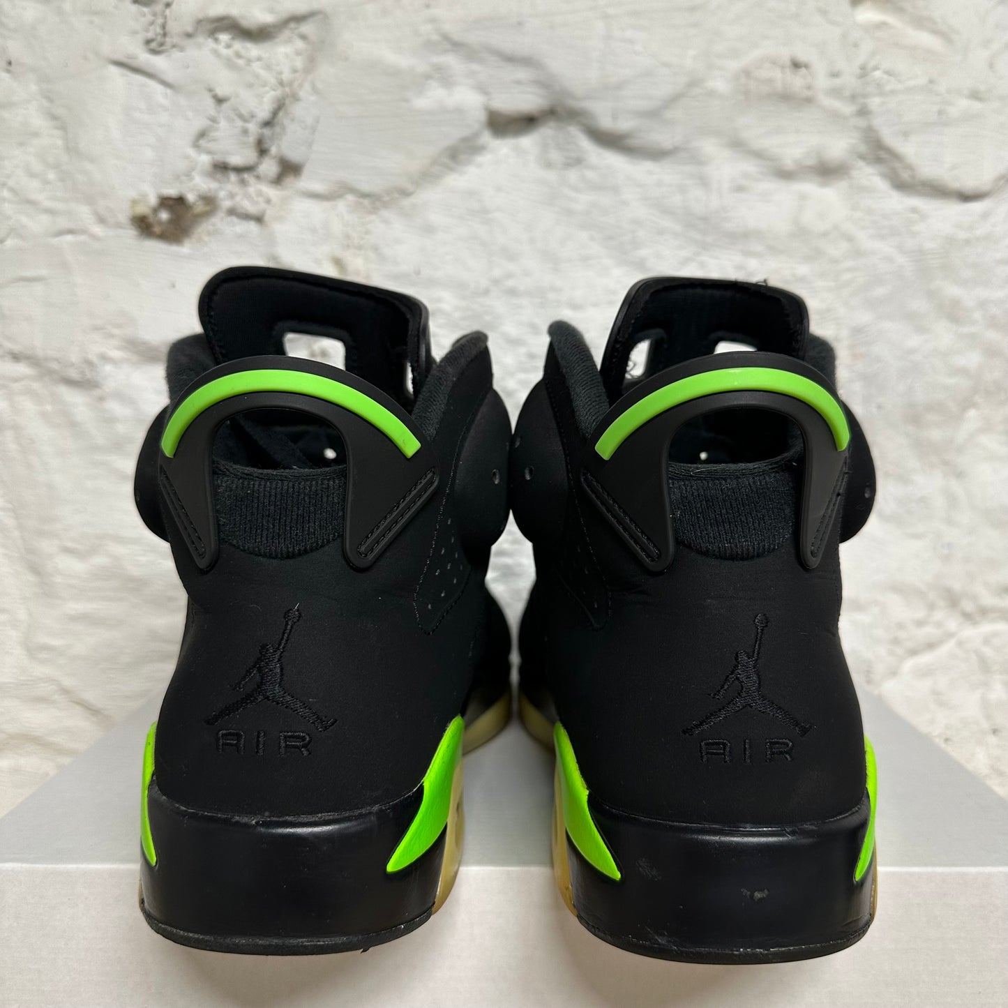 Air Jordan 6 Electric Green Sz 10.5