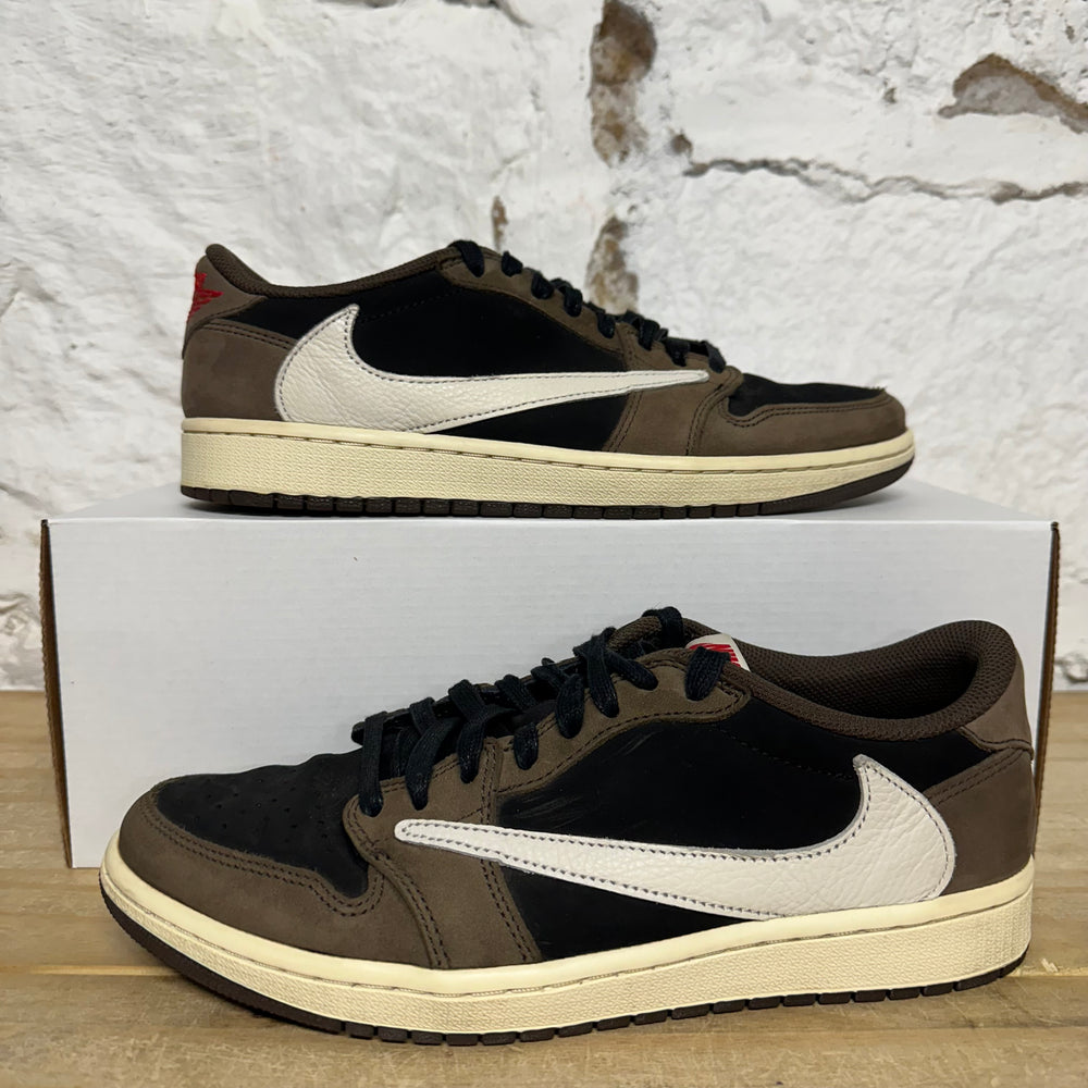 Air Jordan 1 Low Travis Scott Mocha Sz 9