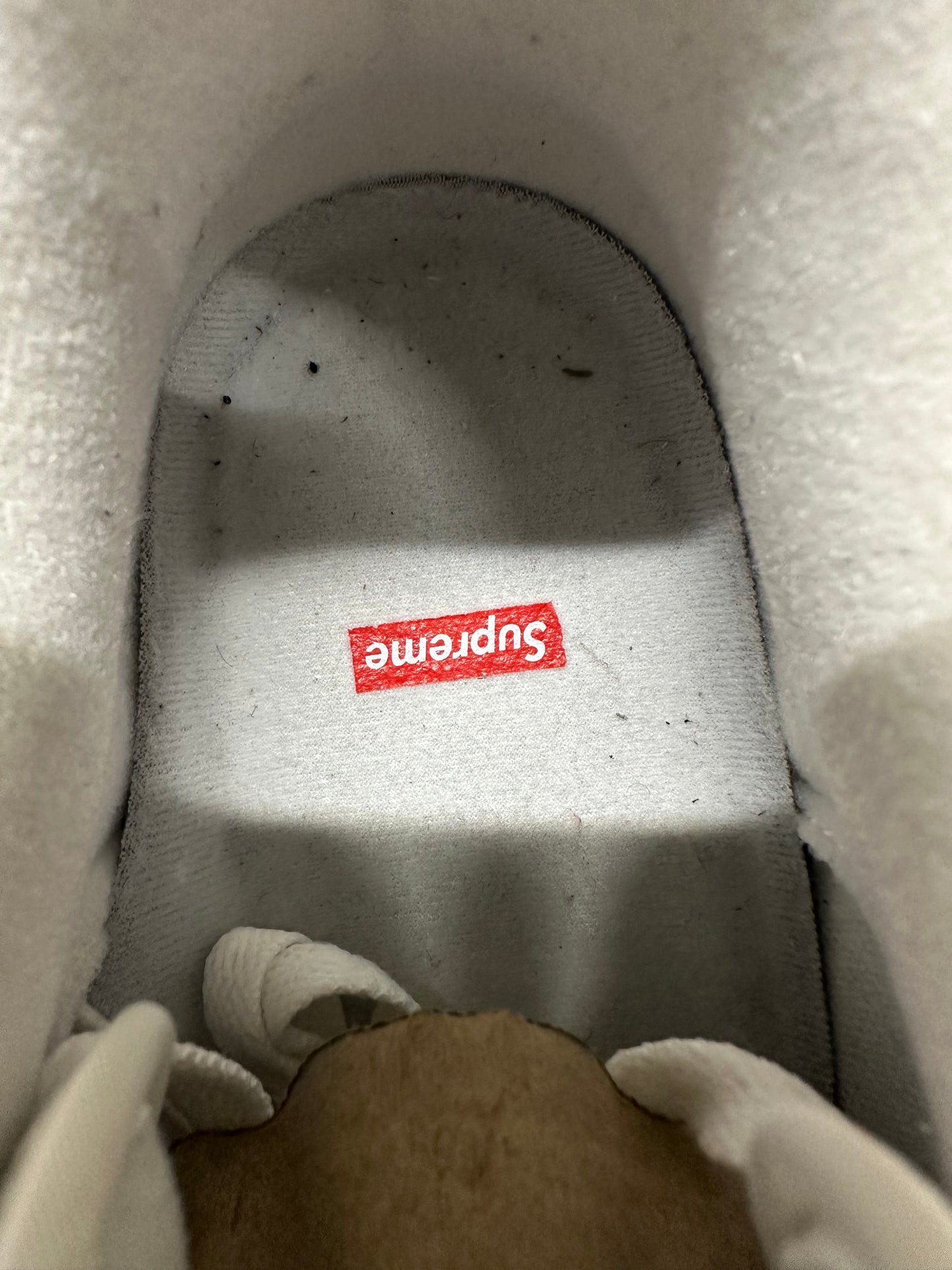 Nike Air Force 1 Low Supreme White Sz 11