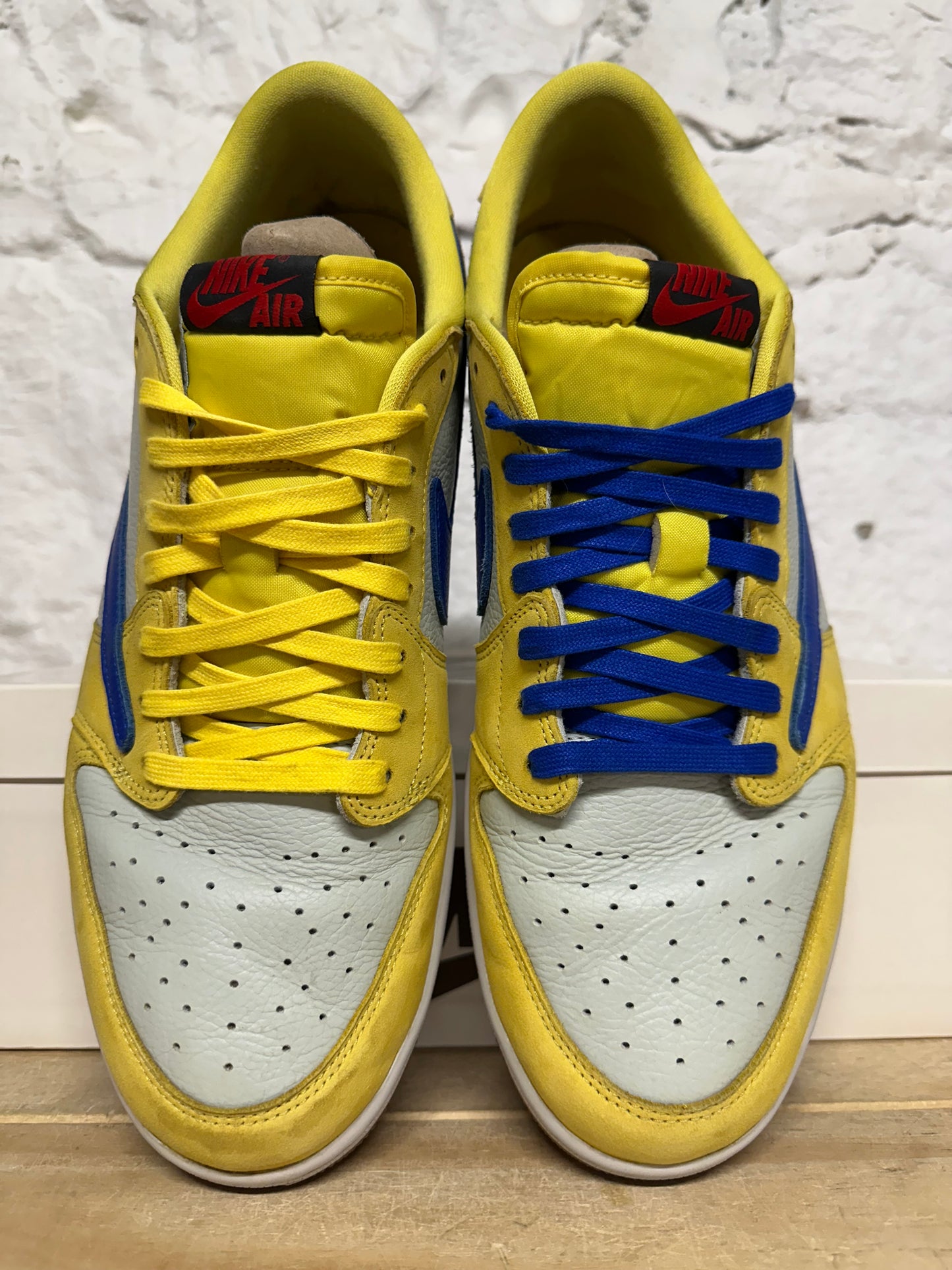 Air Jordan 1 Low Travis Scott Canary Sz 14 (15.5W)