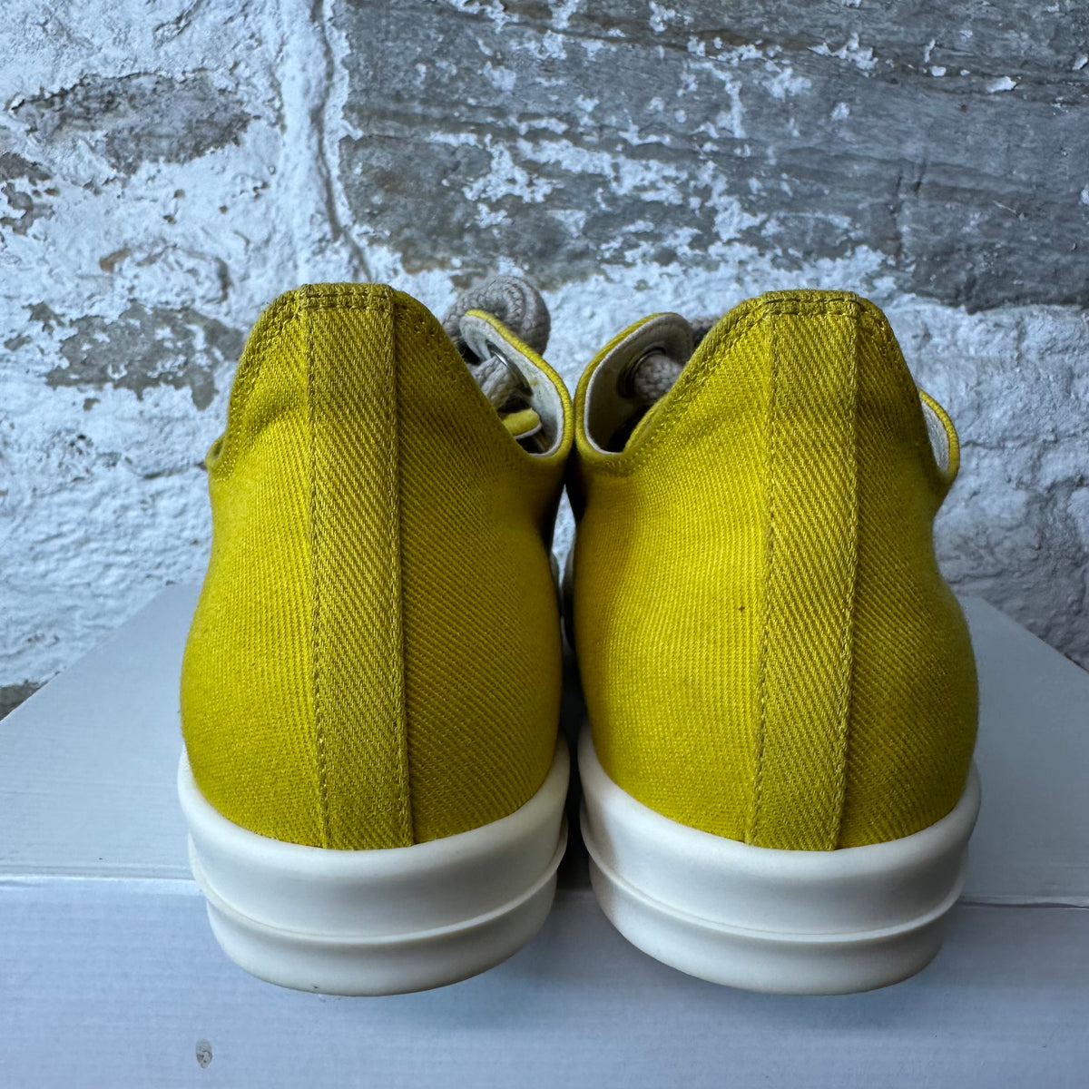 Rick Owens Jumbo Lace Lemon Milk Sneaker Sz 9 (42)