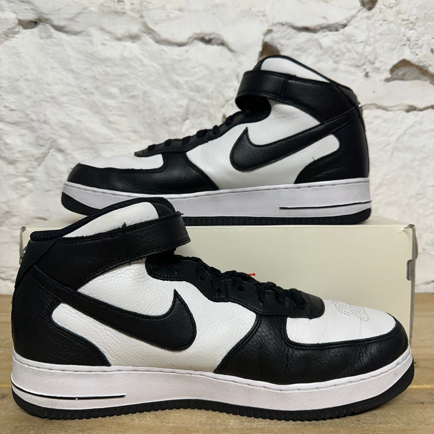 Nike Air Force 1 Mid Stussy Bone Black Sz 13