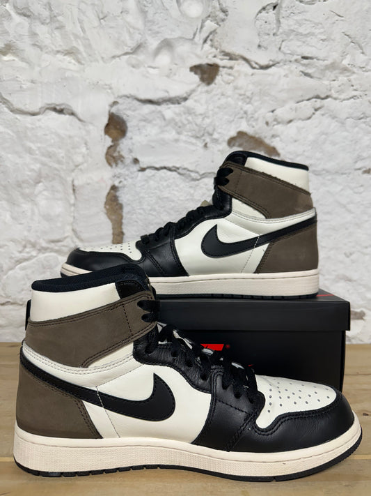 Air Jordan 1 High Mocha Sz 9