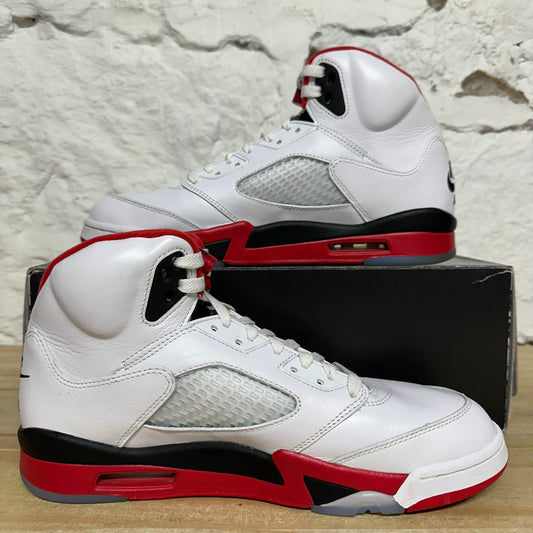 Air Jordan 5 Fire Red Black Tongue (2025) Sz 11