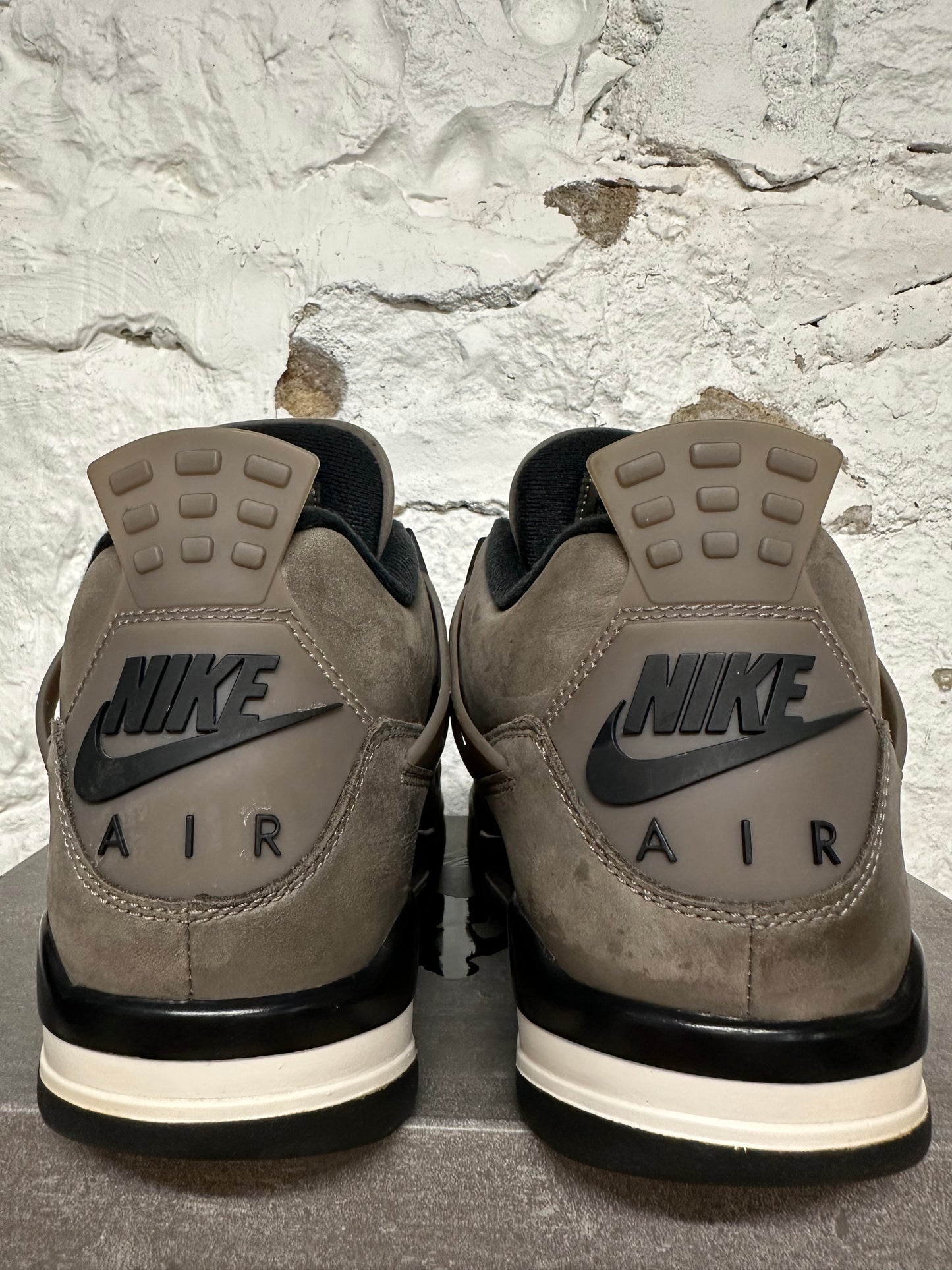 Air Jordan 4 Cave Stone Sz 9.5