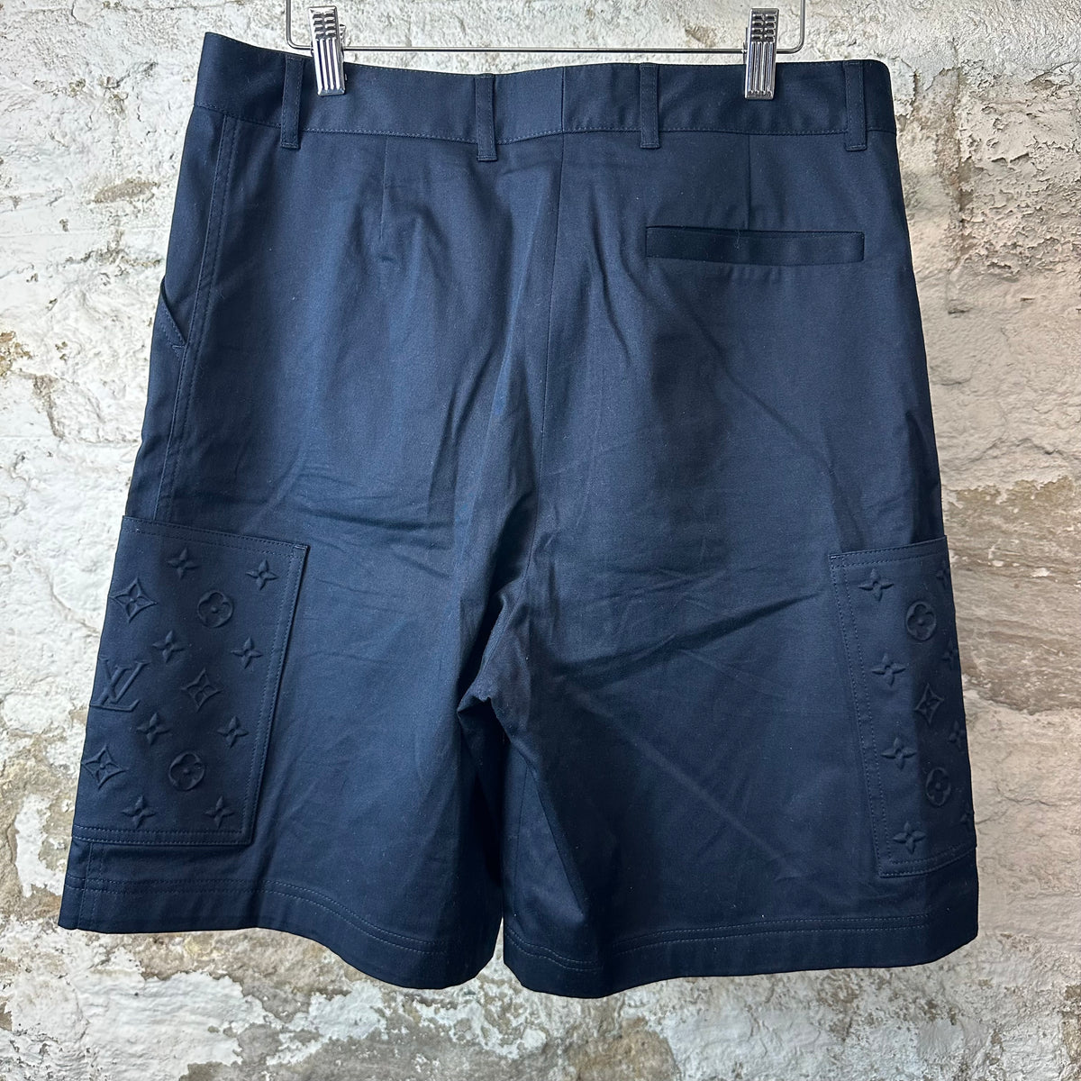 Louis Vuitton Pocket Monogram Navy Cargo Shorts Sz M (48)