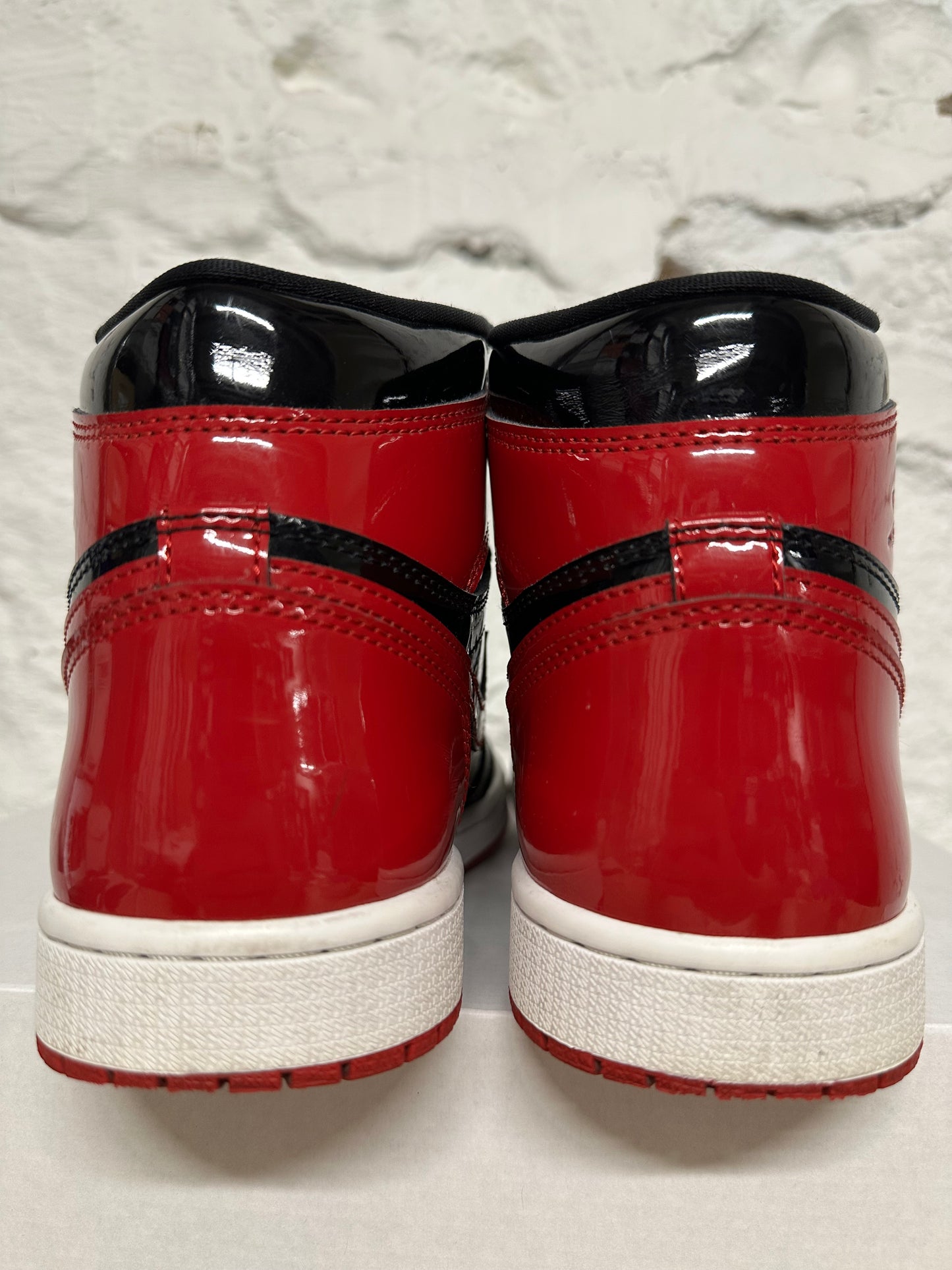 Air Jordan 1 High Patent Bred Sz 7.5