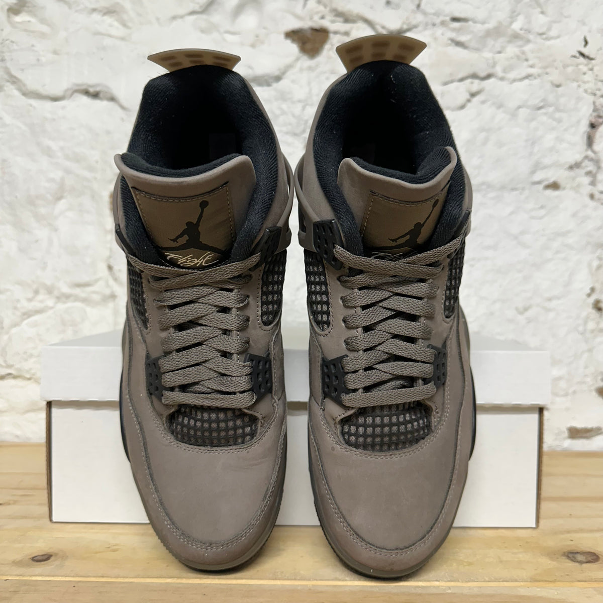 Air Jordan 4 Cave Stone Sz 9.5